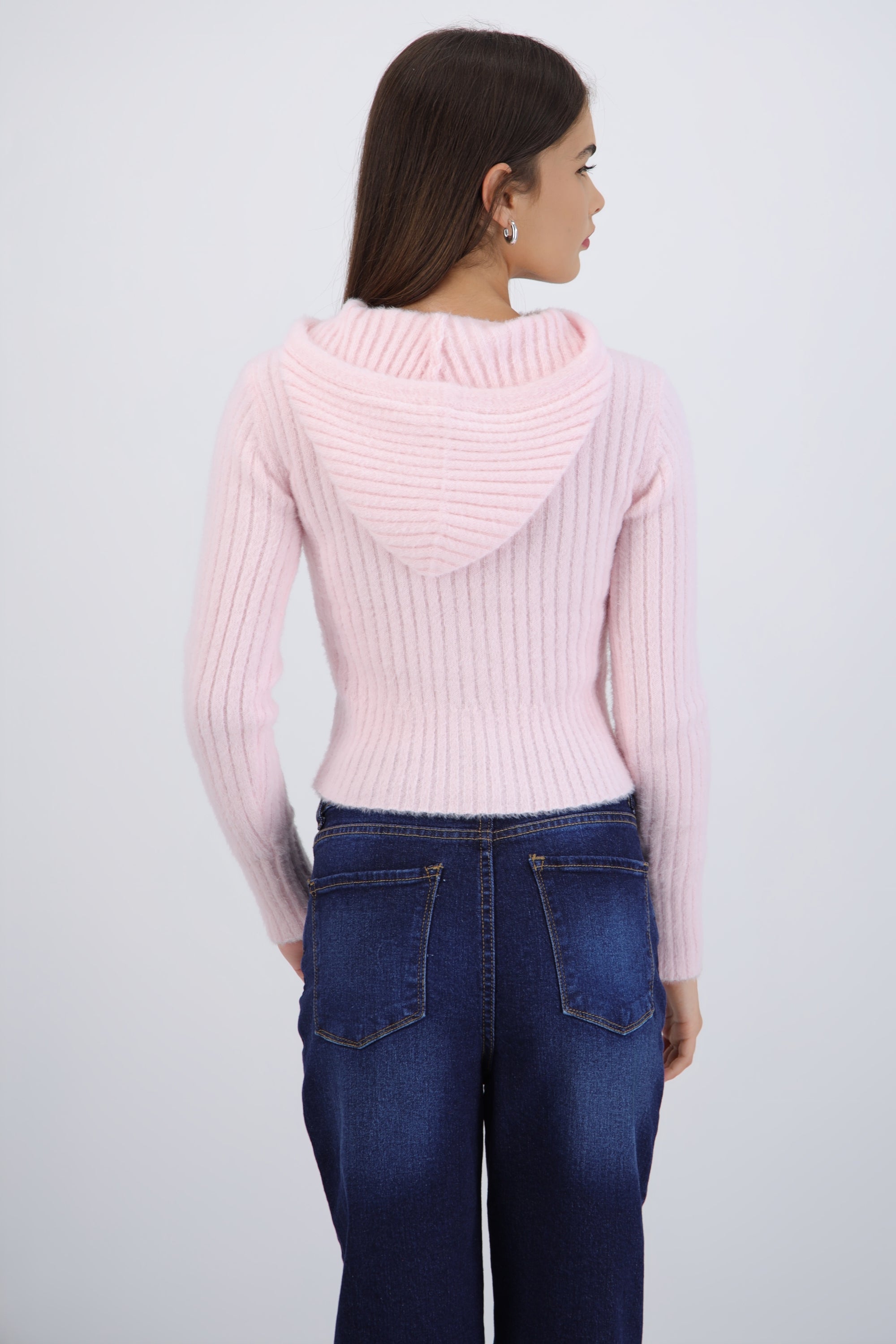 Suéter tejido rib ancho con cierre y gorro
