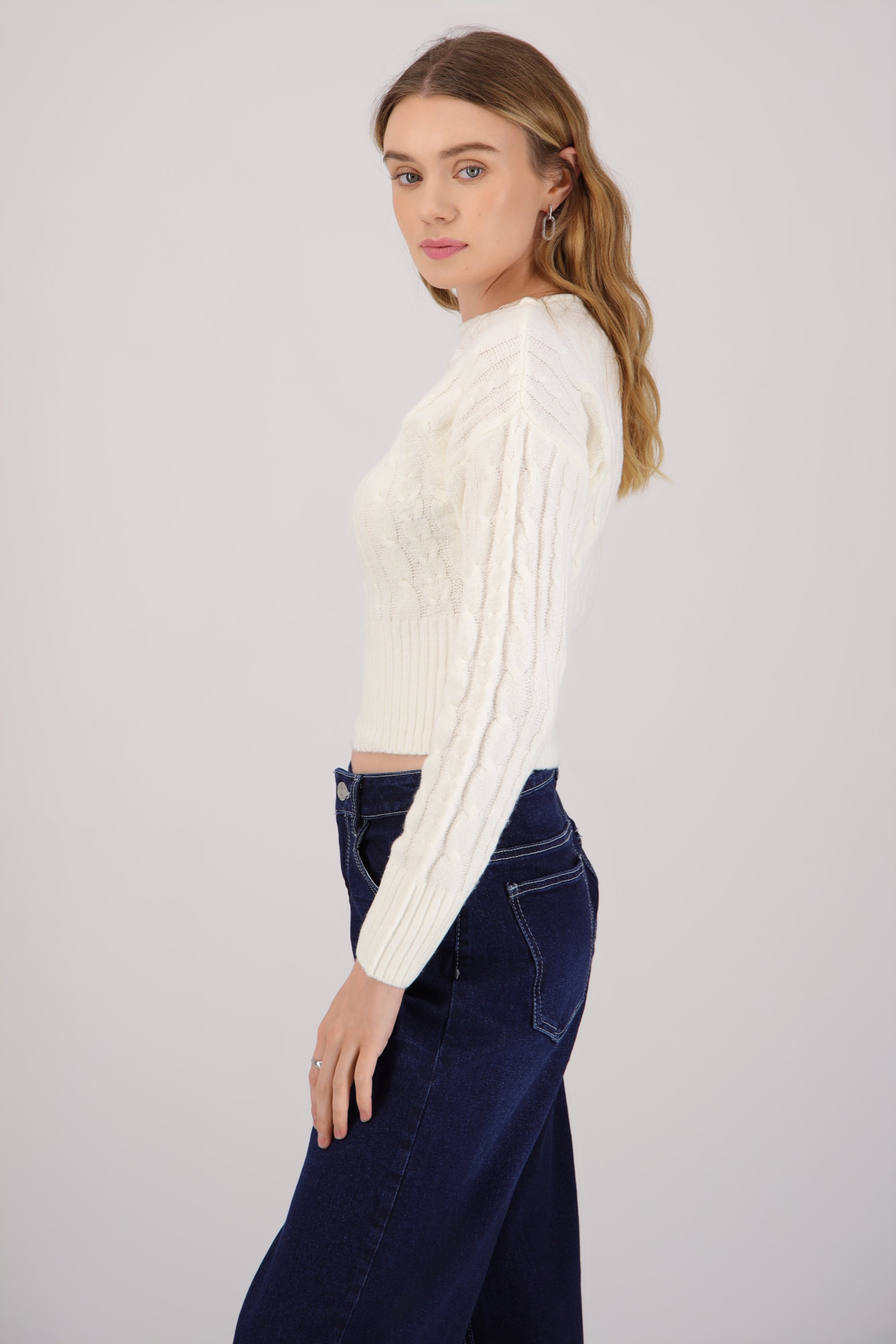 Sueter off shoulder tejido trenzado BLANCO