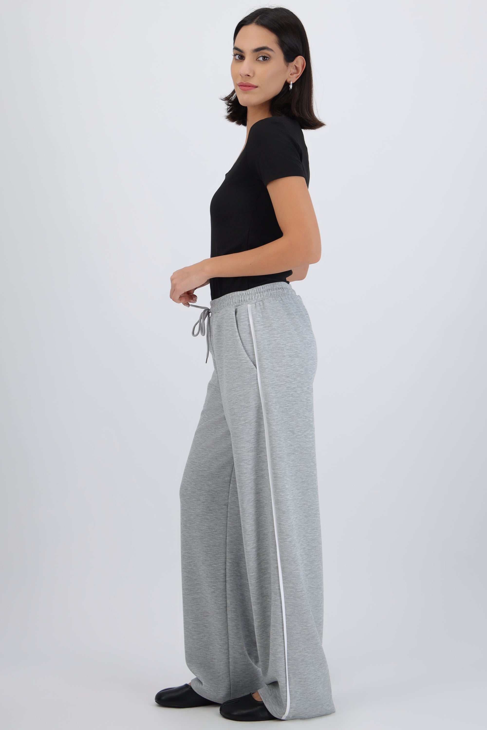 Pantalón jareta detalle raya costado