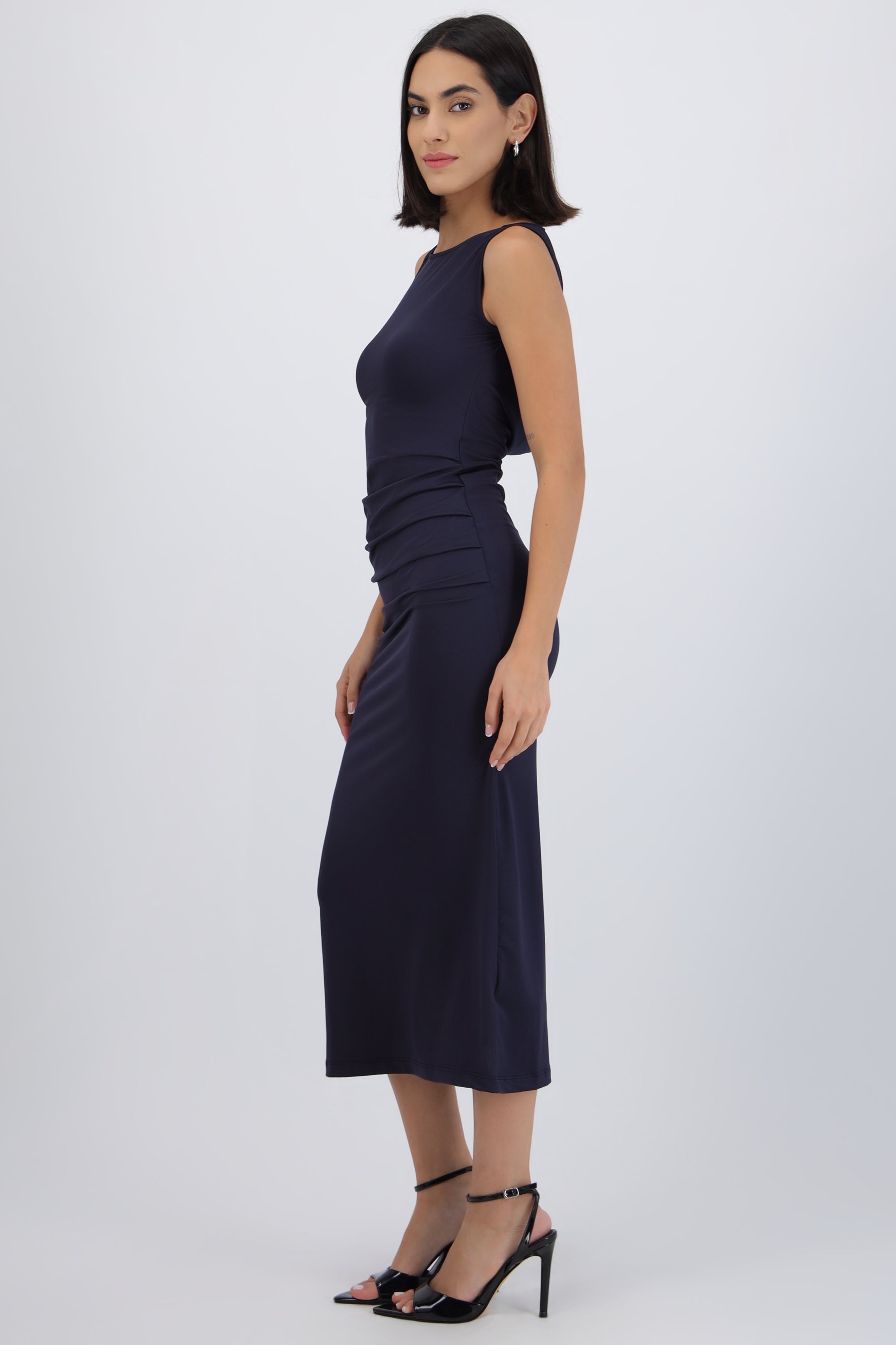 Vestido maxi cuello cascada