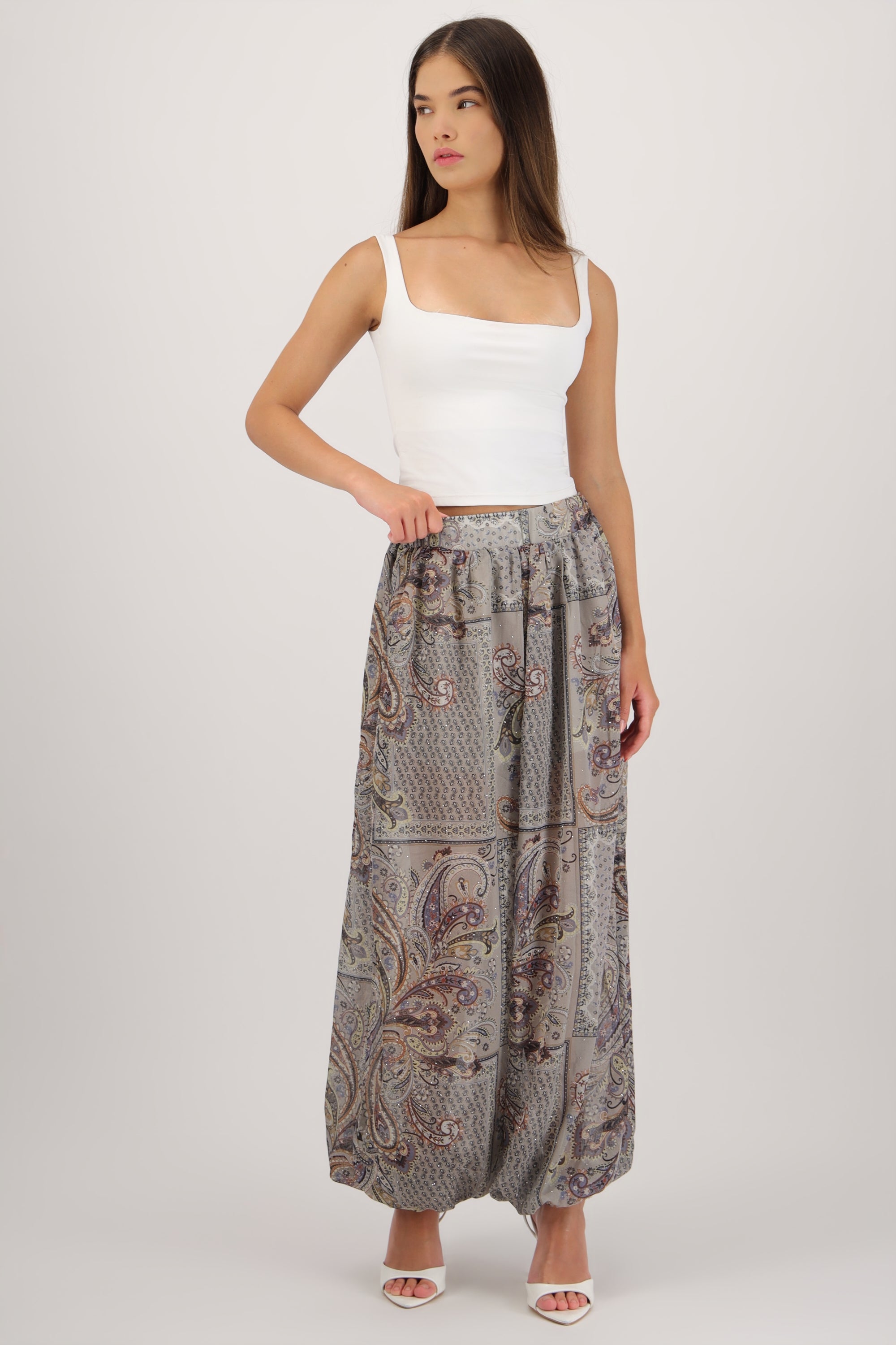 Pantalon amplio estampado GRIS COMBO