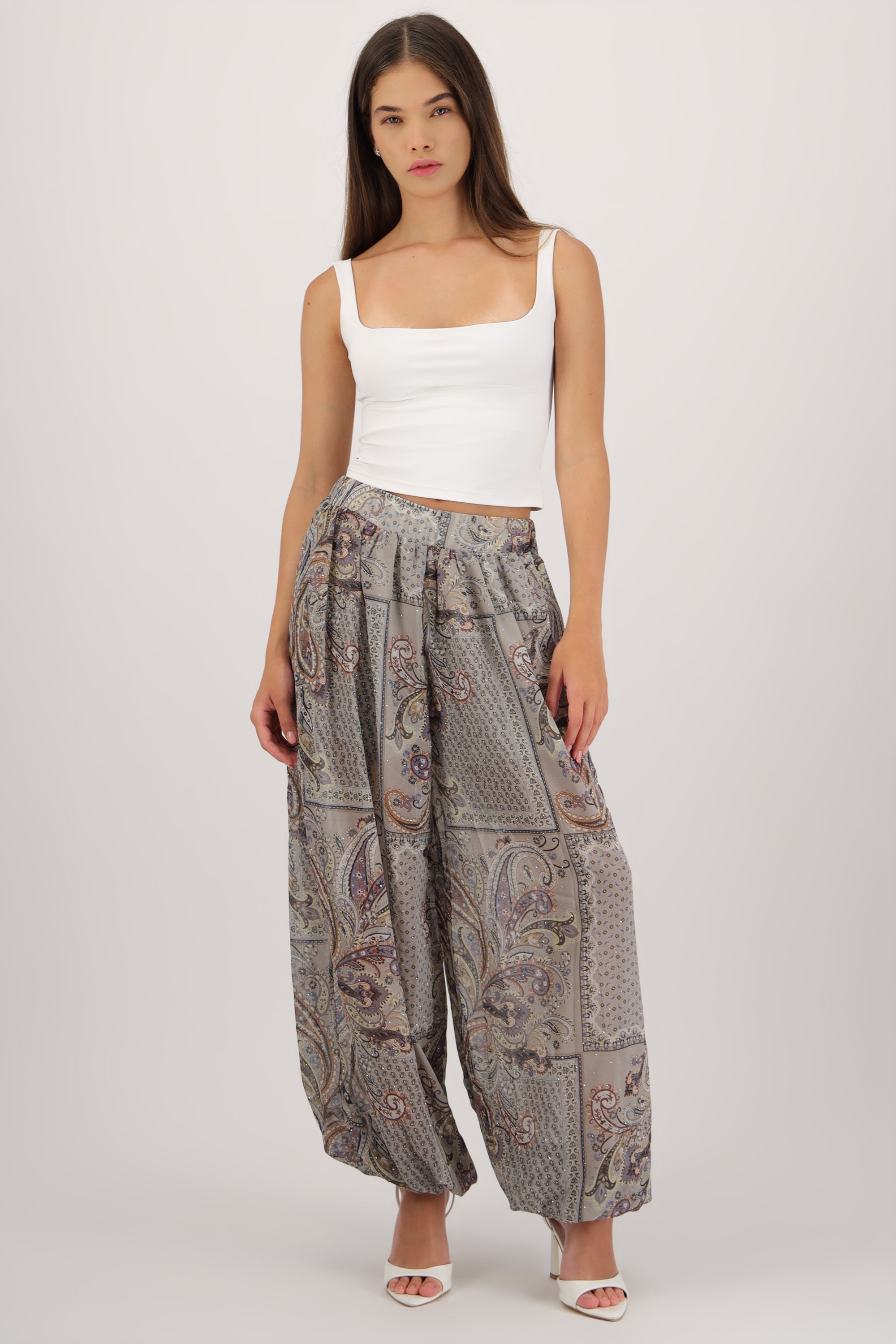 Pantalon amplio estampado GRIS COMBO