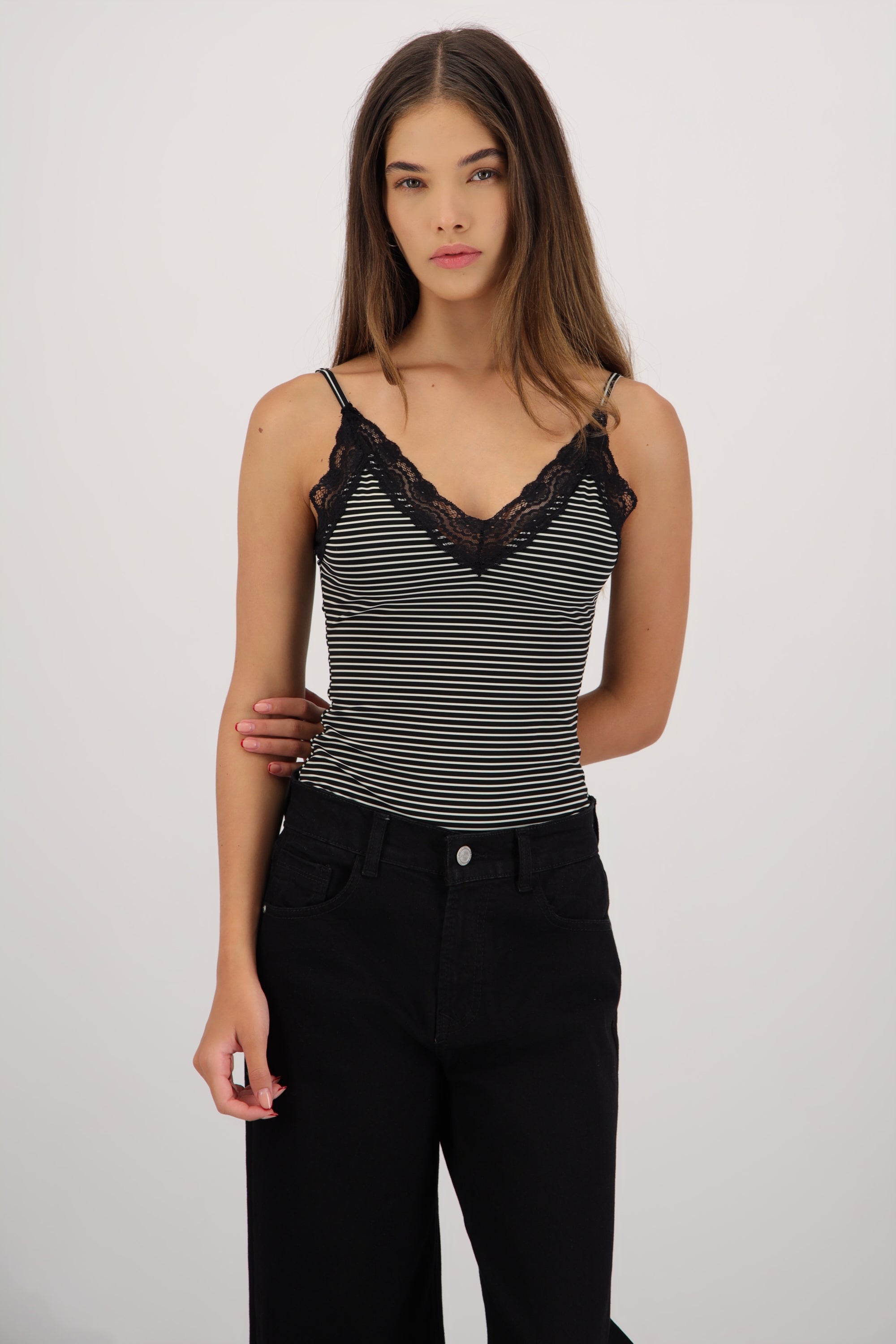 Bodysuit de rayas detalle encaje NEGRO COMBO