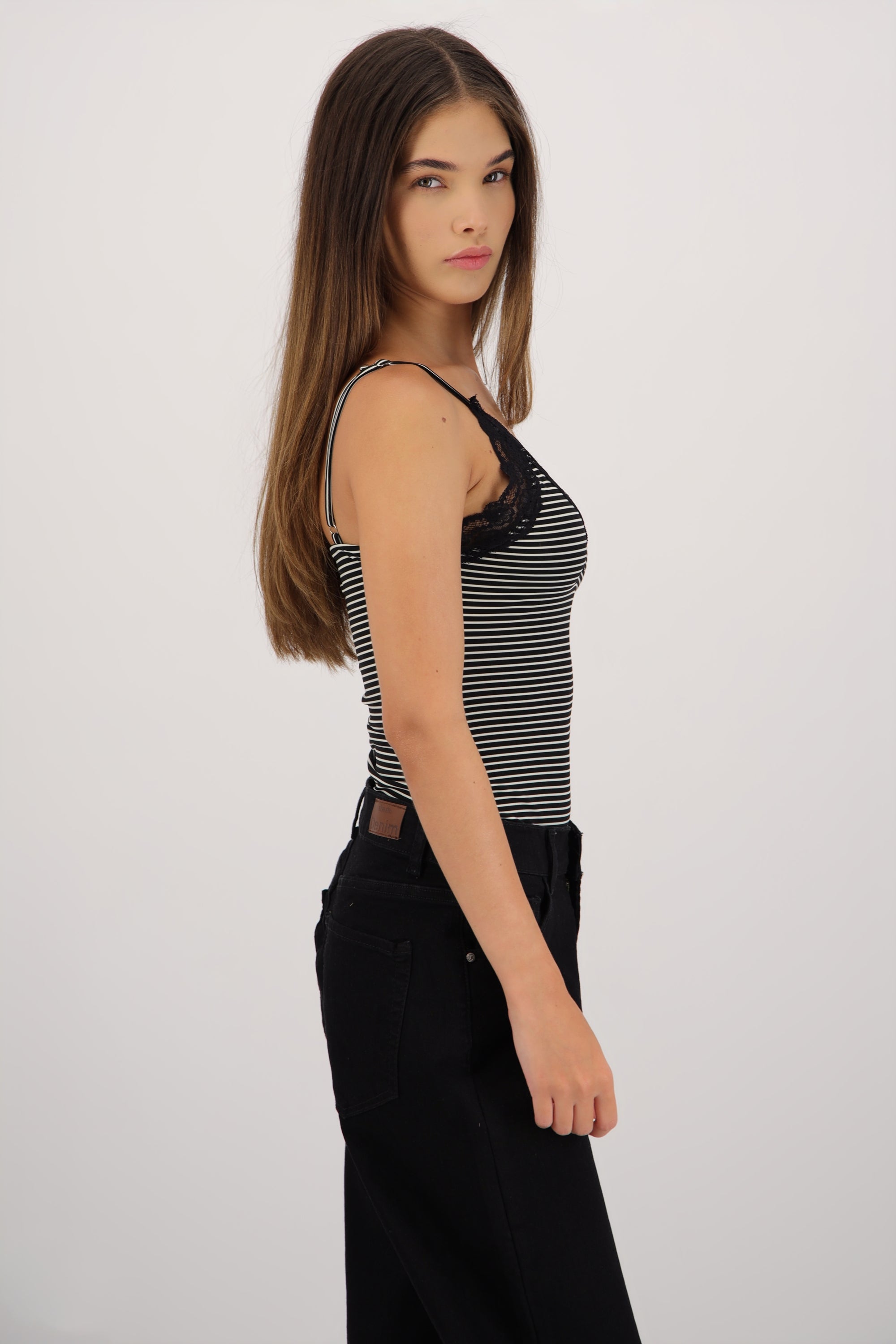Bodysuit de rayas detalle encaje NEGRO COMBO