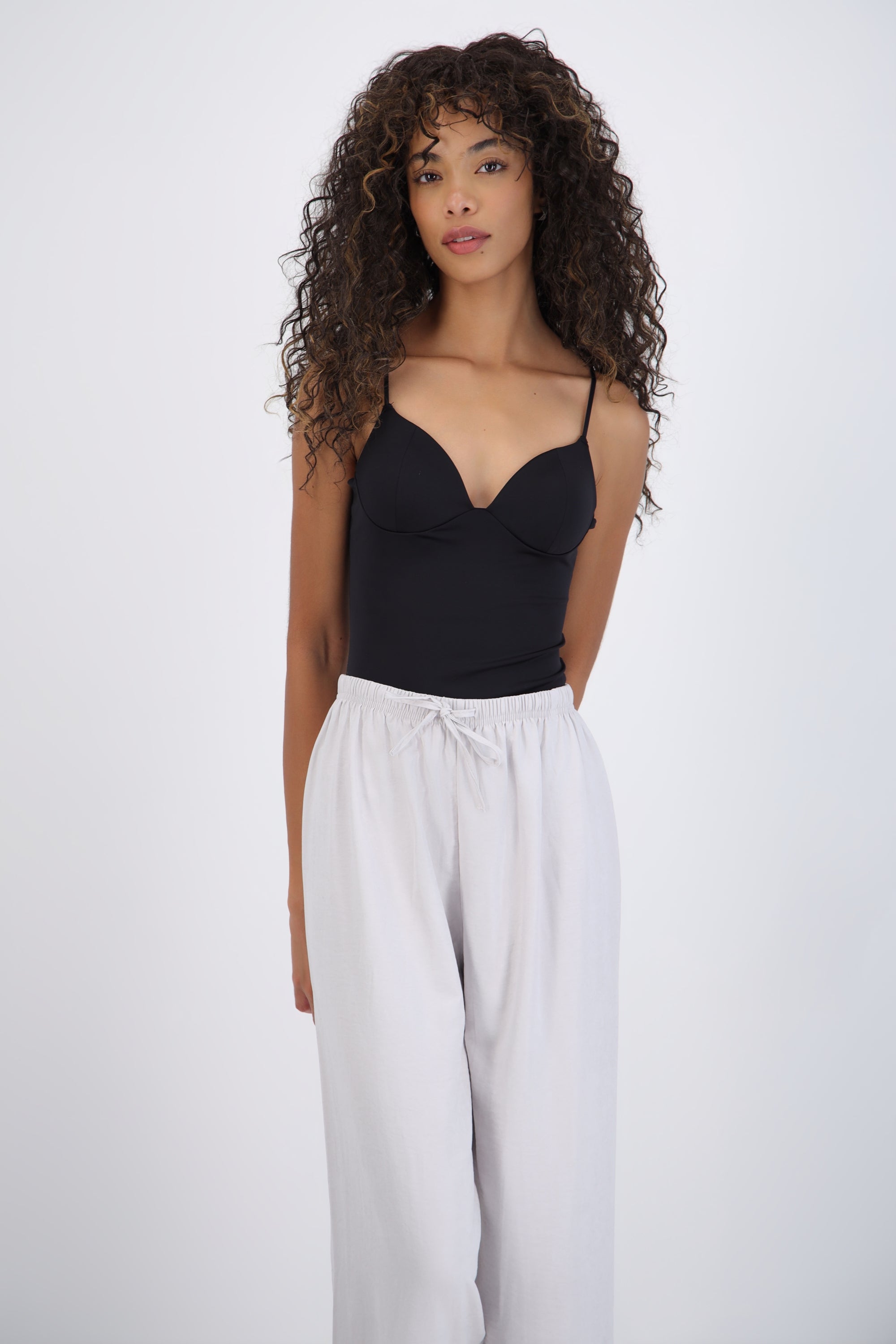 Top liso detalle copas