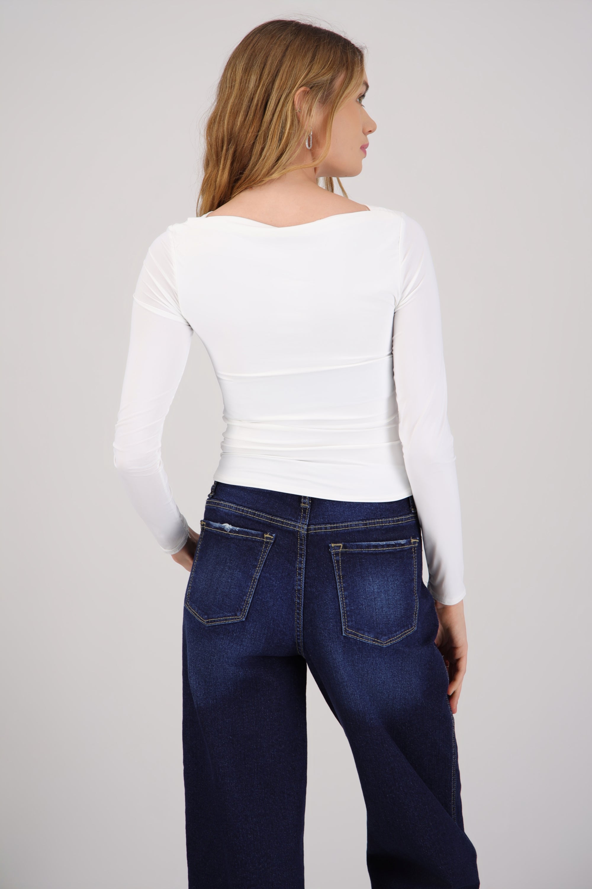 Top manga larga escote columpio BLANCO