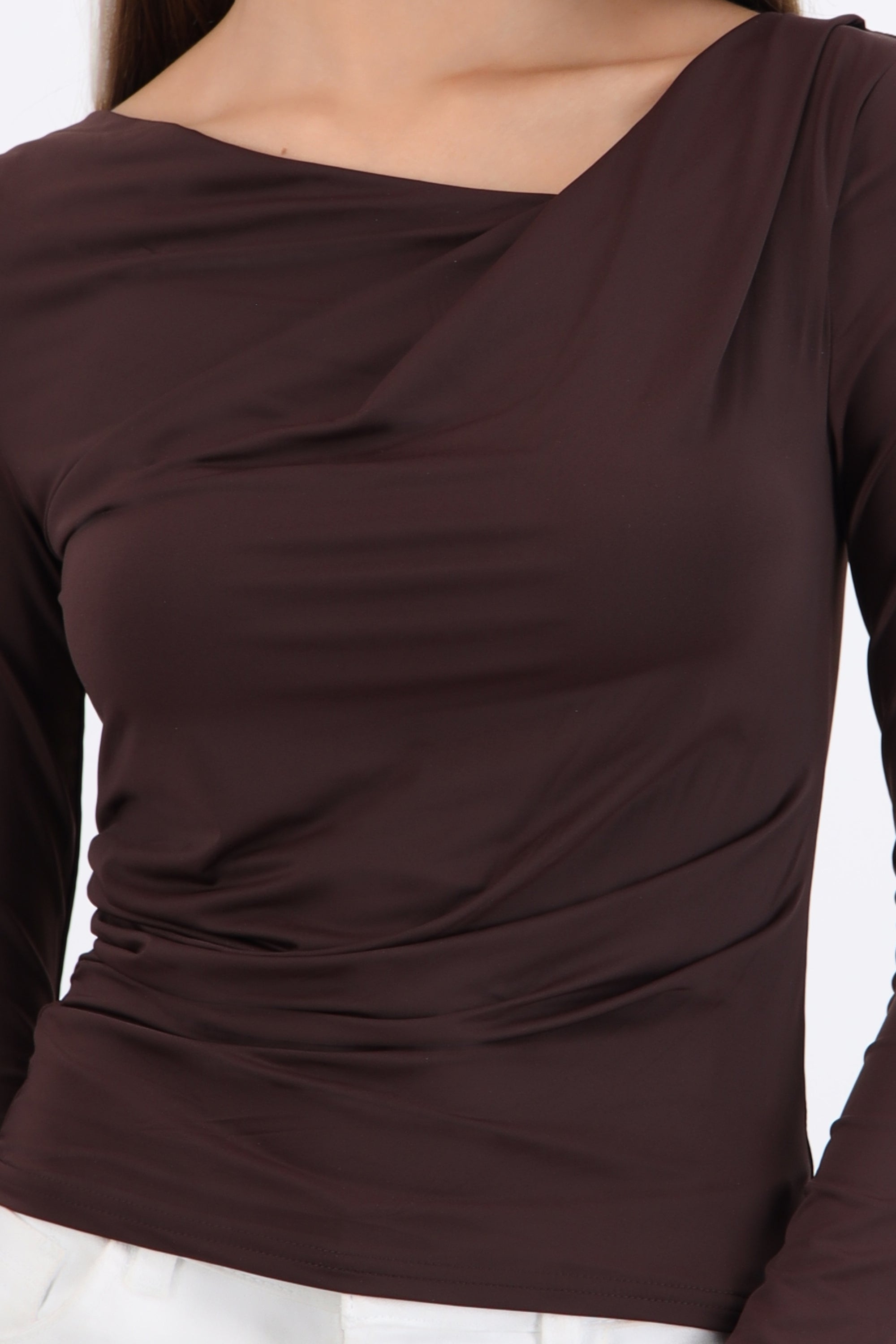 Top manga larga escote columpio CHOCOLATE