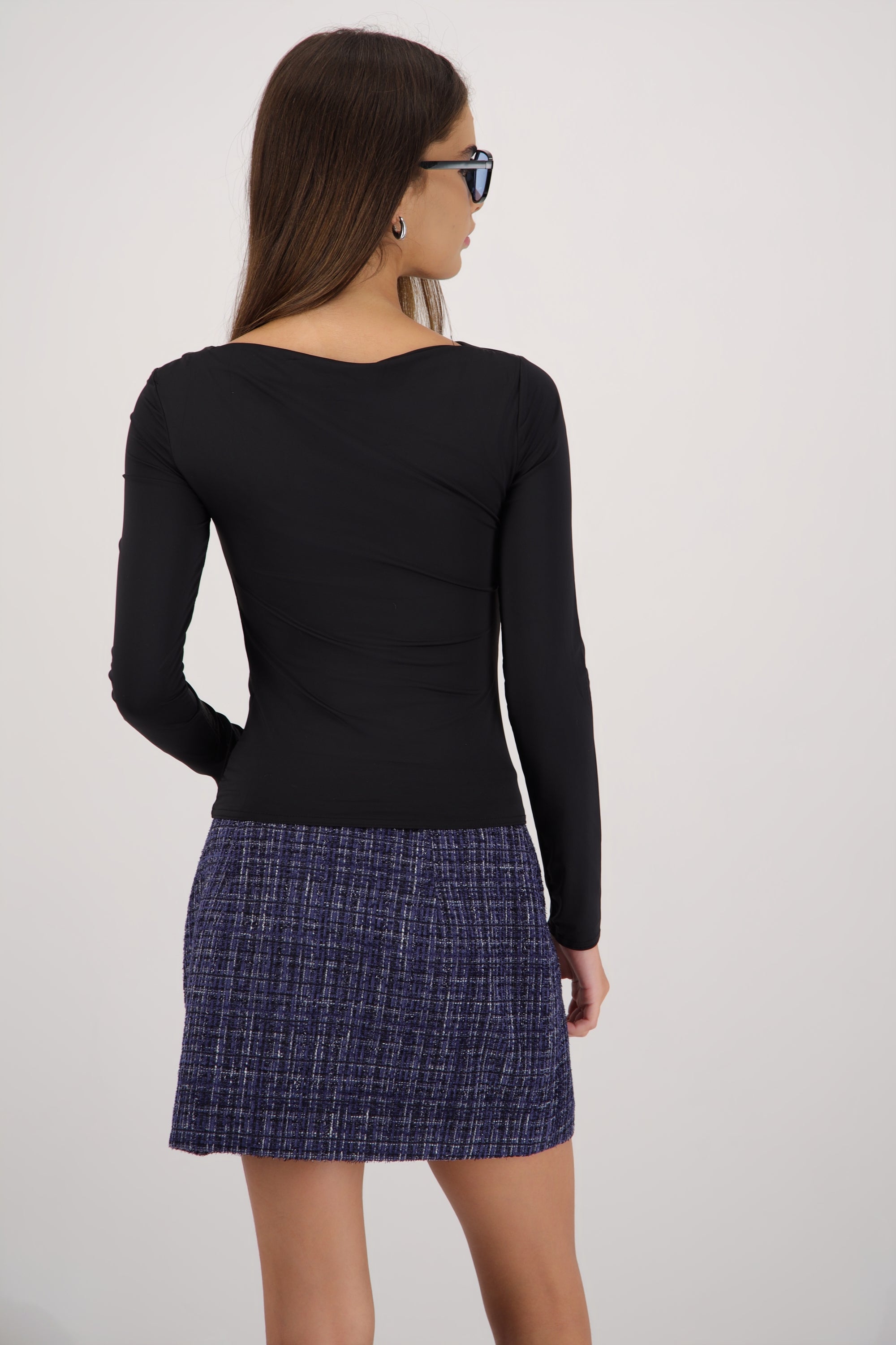 Top manga larga escote columpio NEGRO