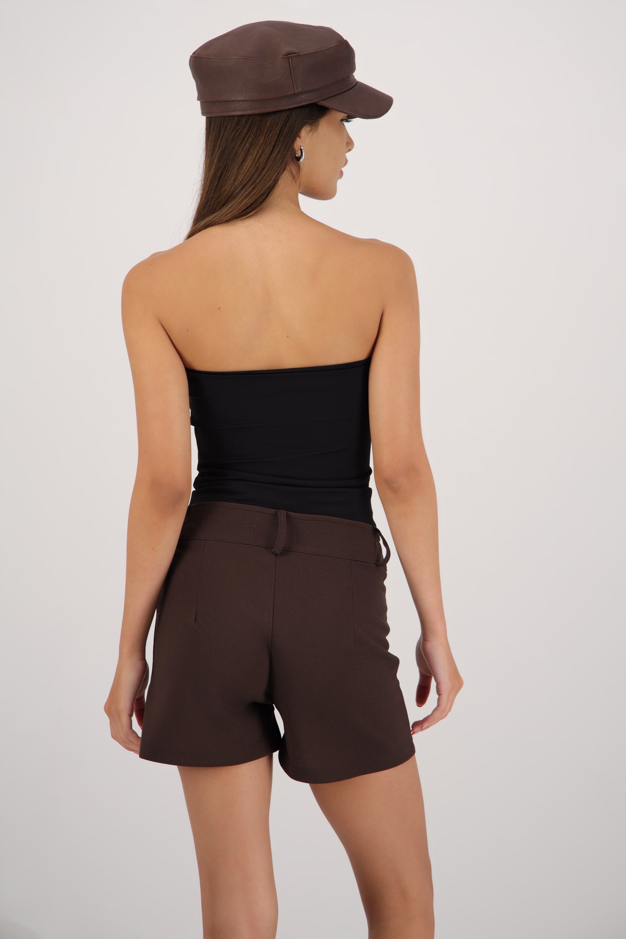 Top liso strapless NEGRO