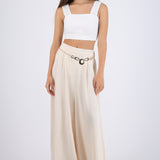 Pantalón amplio liso detalle cinturón