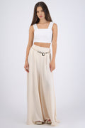 Pantalón amplio liso detalle cinturón