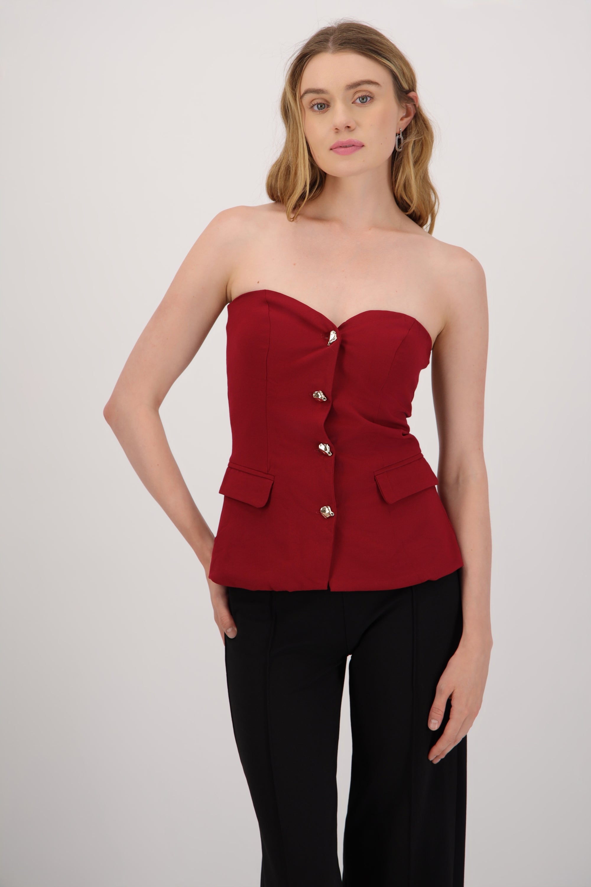 Top strapless detalle botones VINO