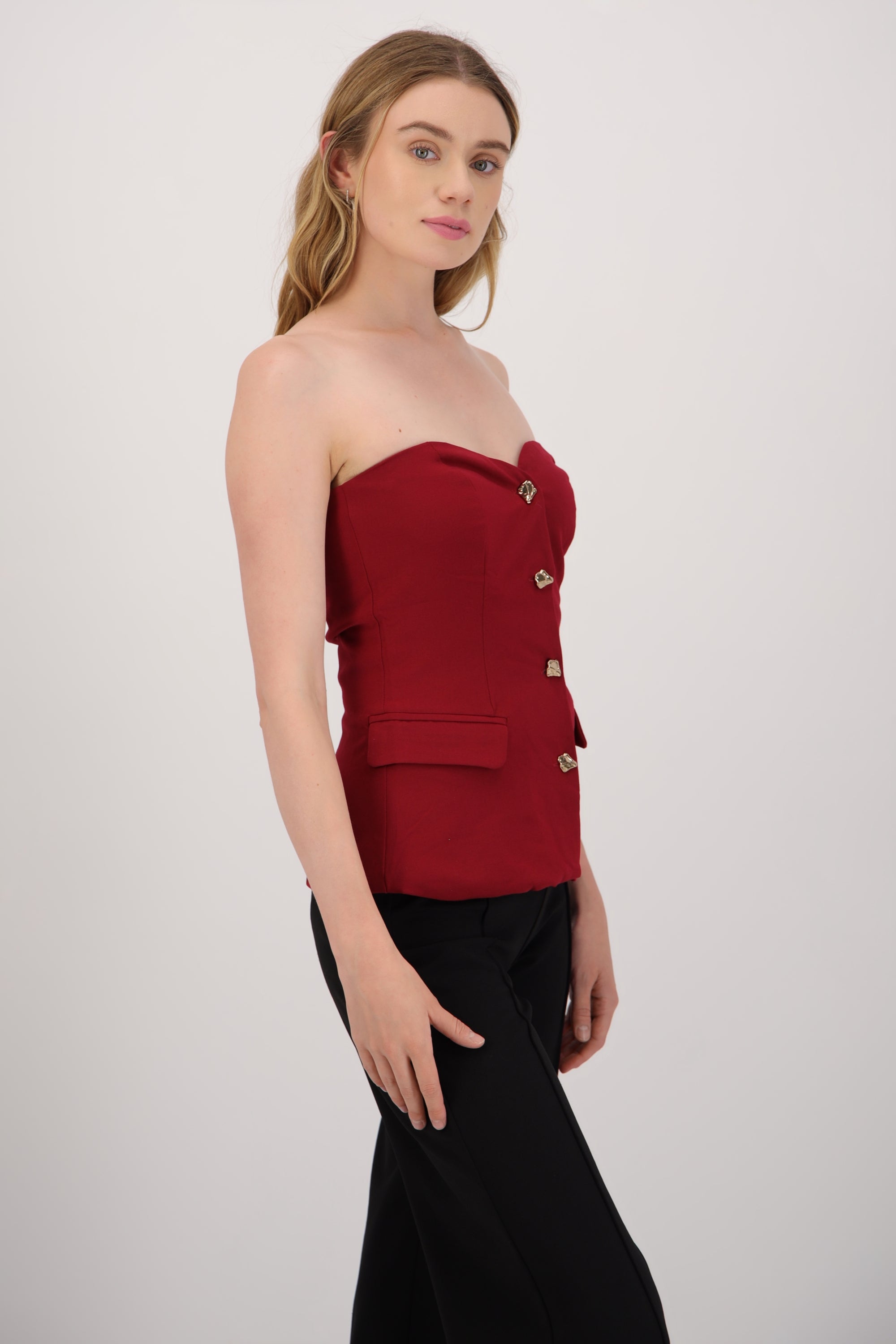 Top strapless detalle botones VINO