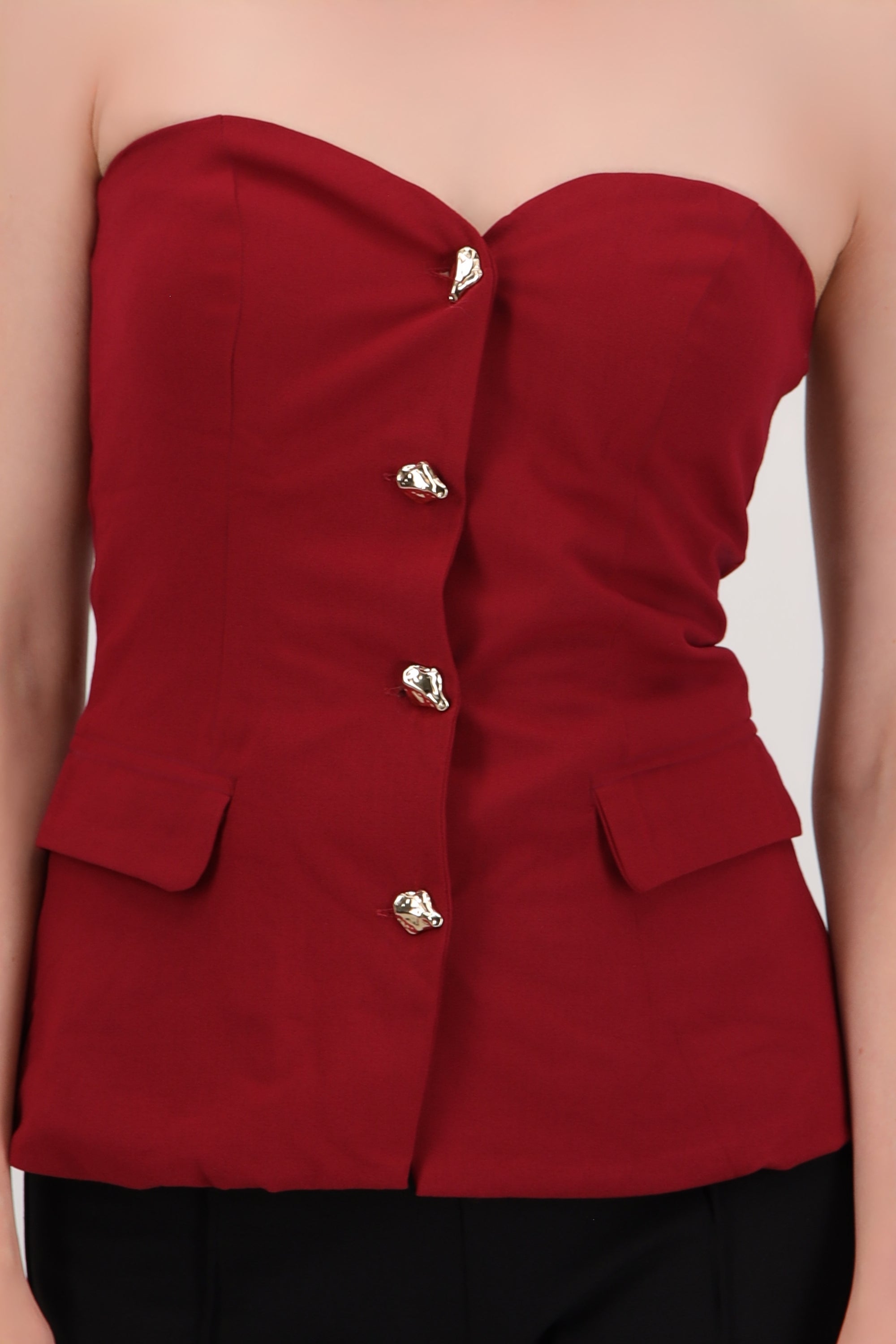 Top strapless detalle botones VINO