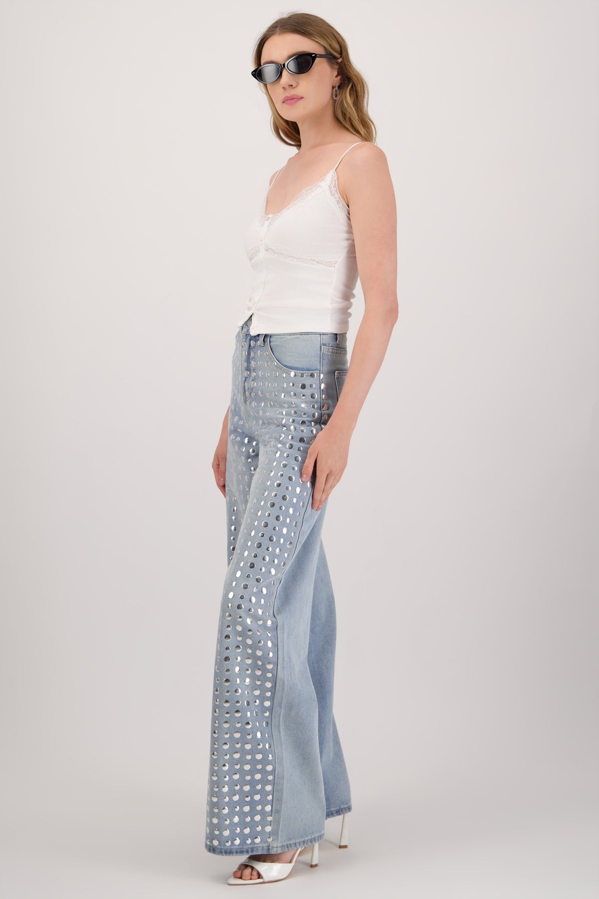 Jeans wide leg full estoperoles LIGHT WASH