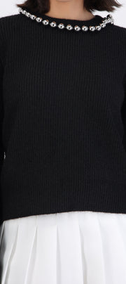 Suéter cuello redondo perlas