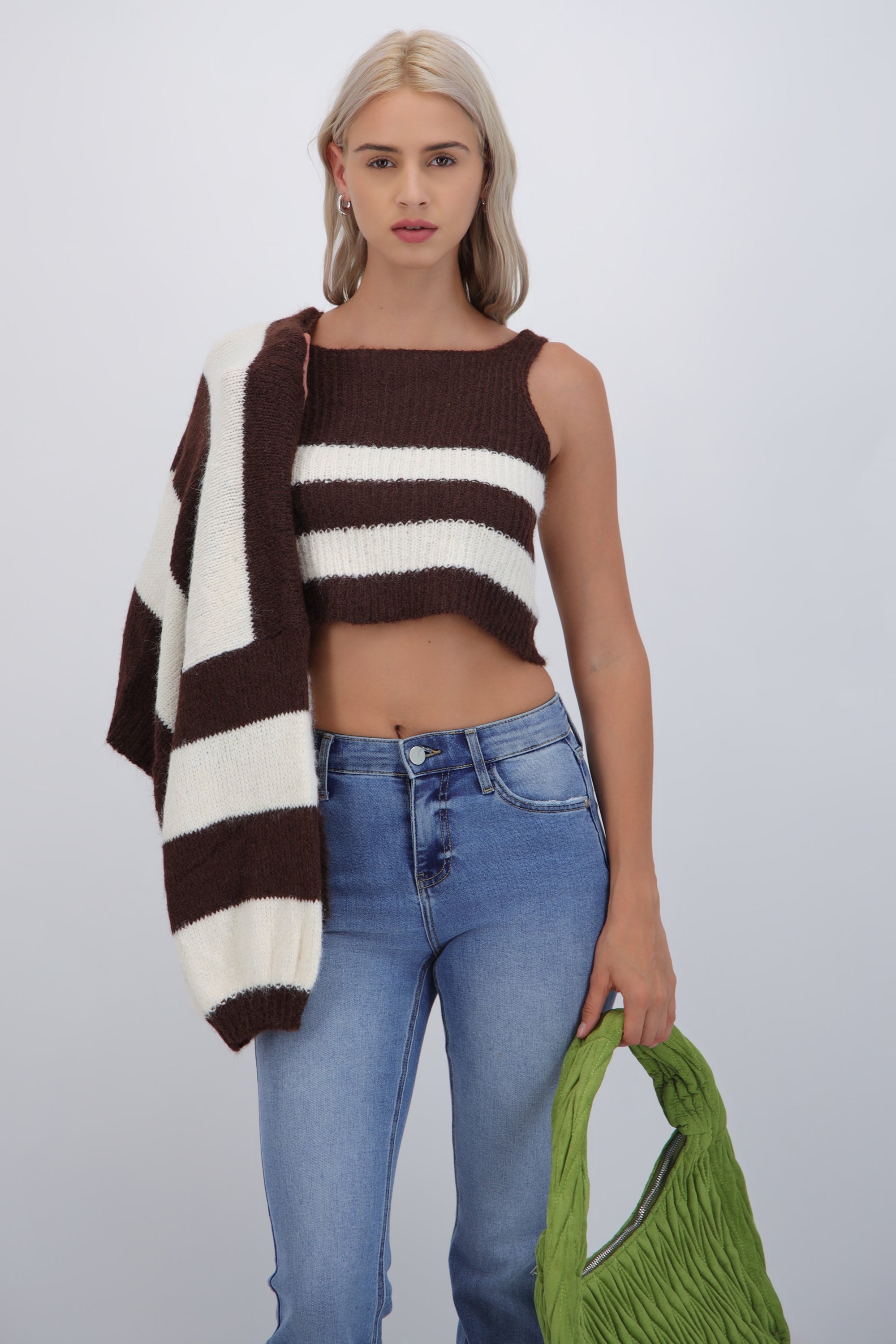 Set cardigan y top suave líneas