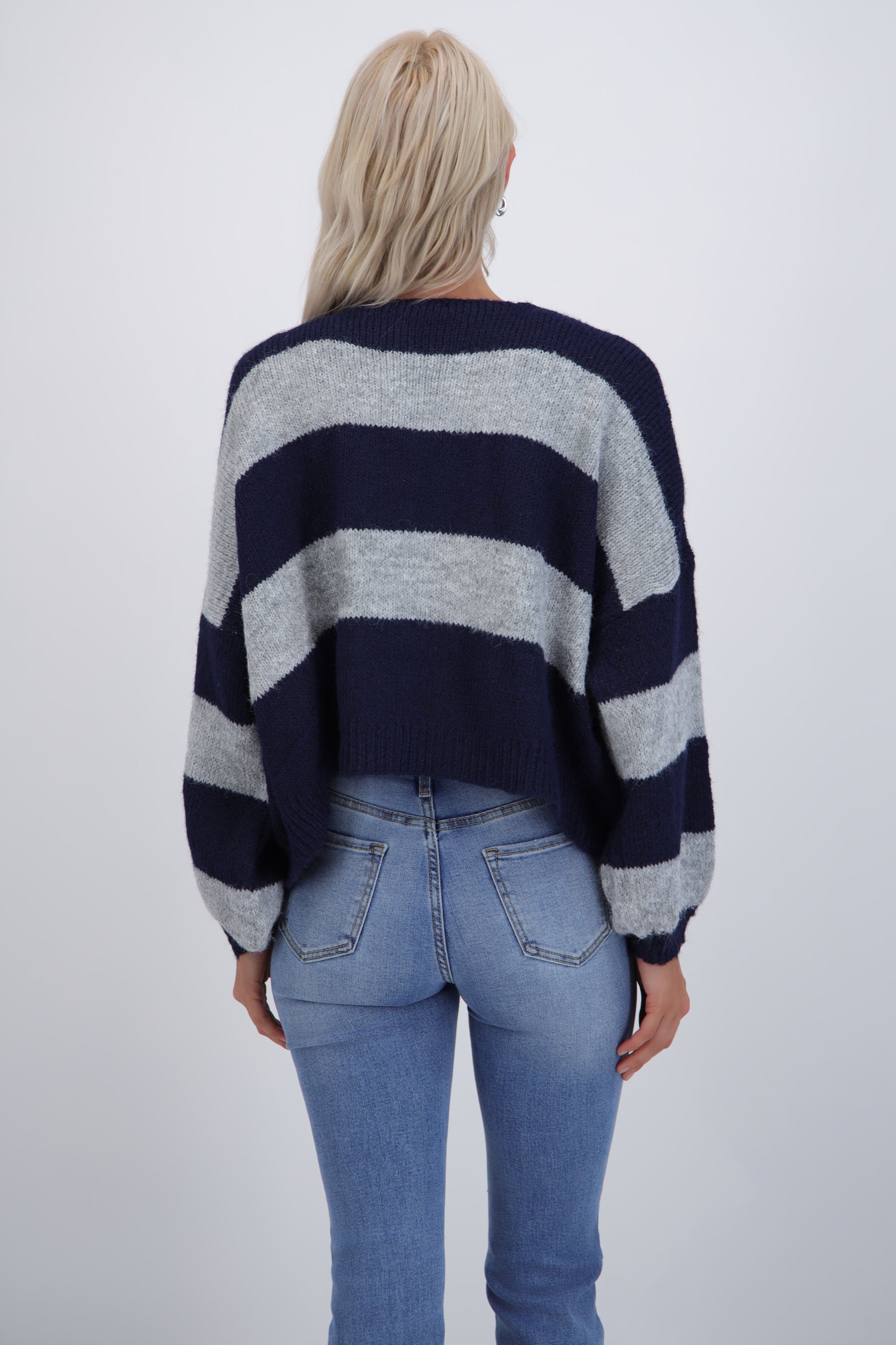 Set cardigan y top suave líneas