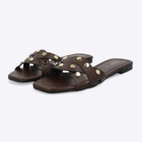 Sandalia tiras cruzadas studs