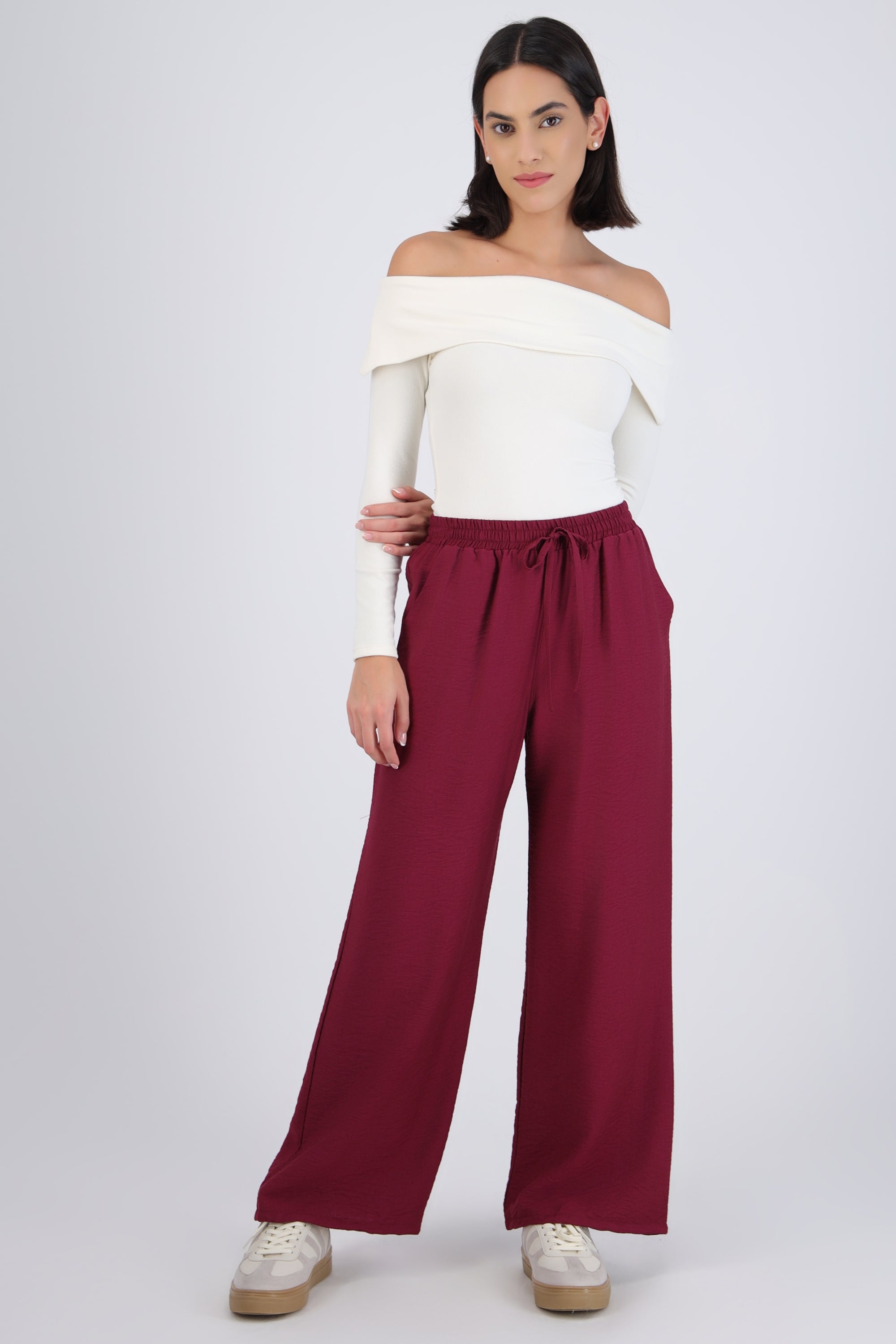 Pantalón amplio liso con resorte