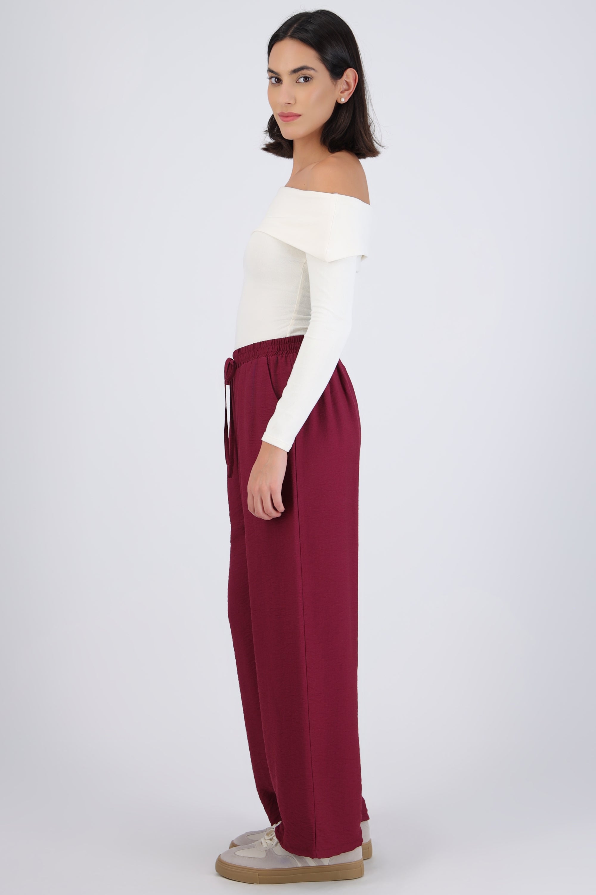 Pantalón amplio liso con resorte