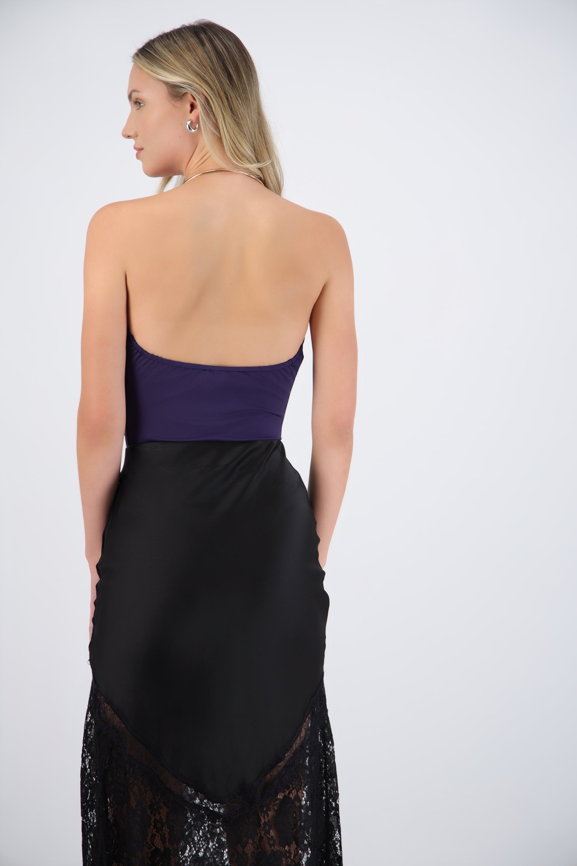 Bodysuit escote cascada detalle collar