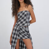 Top strapless cuadros detalle amarre