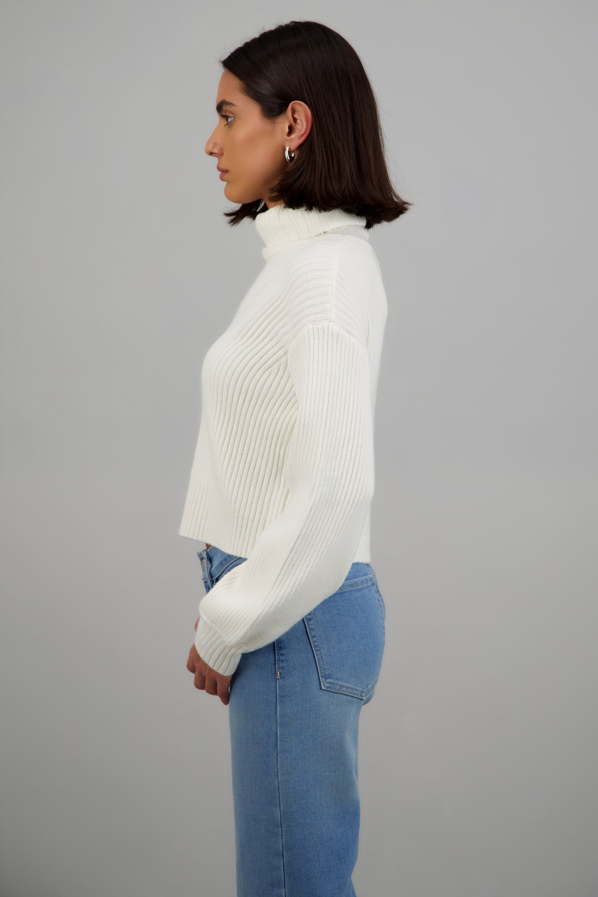 Suéter acanalado cuello de tortuga BLANCO