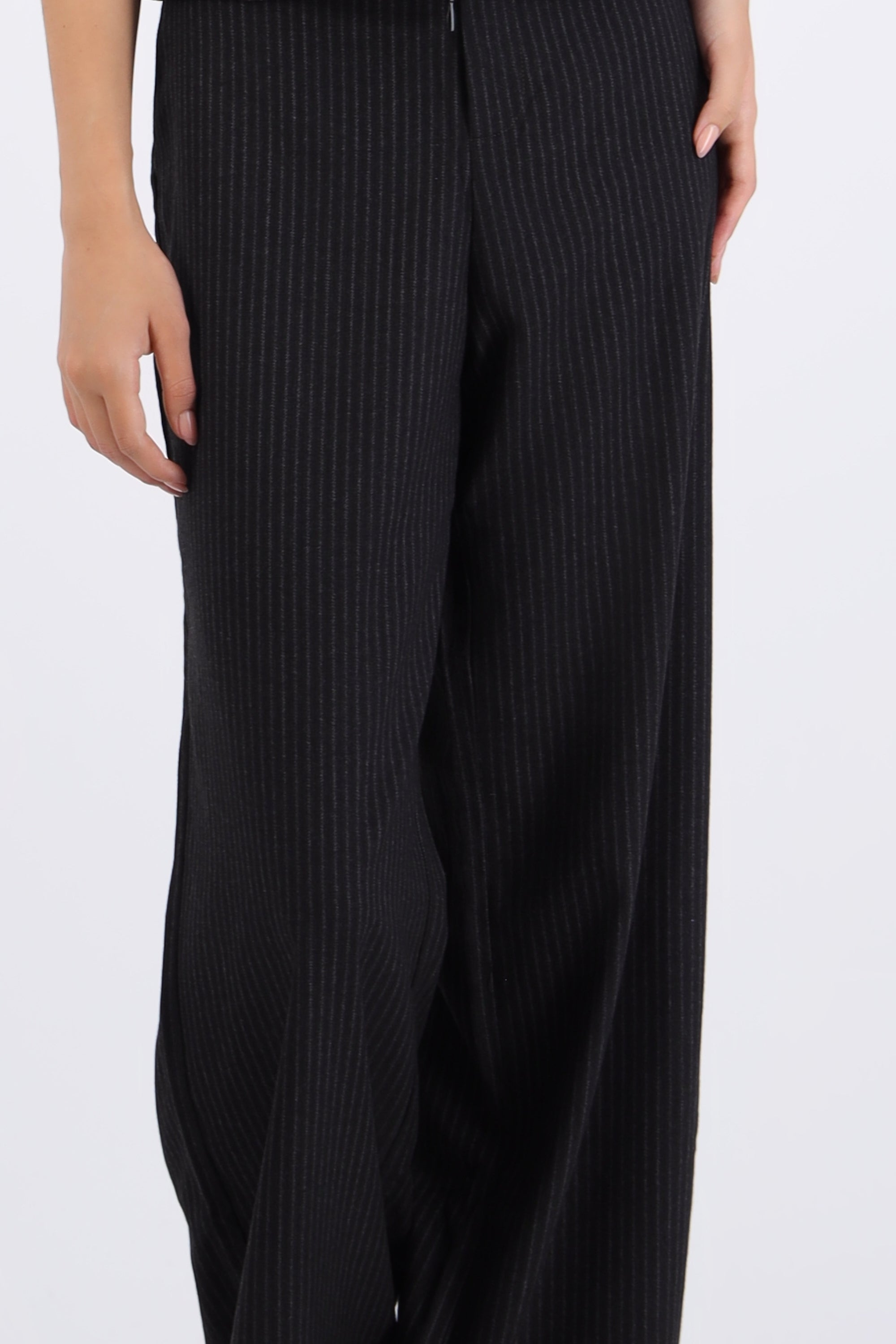 Pantalón amplio rayas