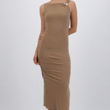 Vestido maxi detalle fruncido lateral