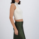 Chaleco trenzado cuello alto