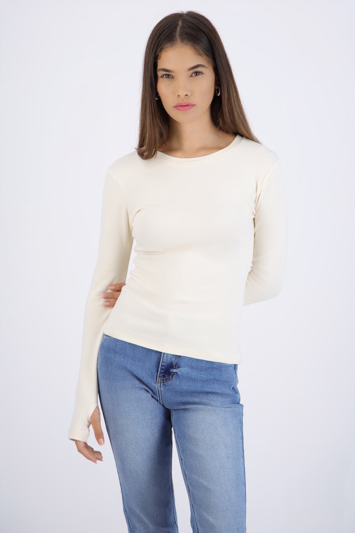 Top manga larga cuello redondo CREMA