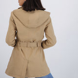 Gabardina midi con peluche detalle botones