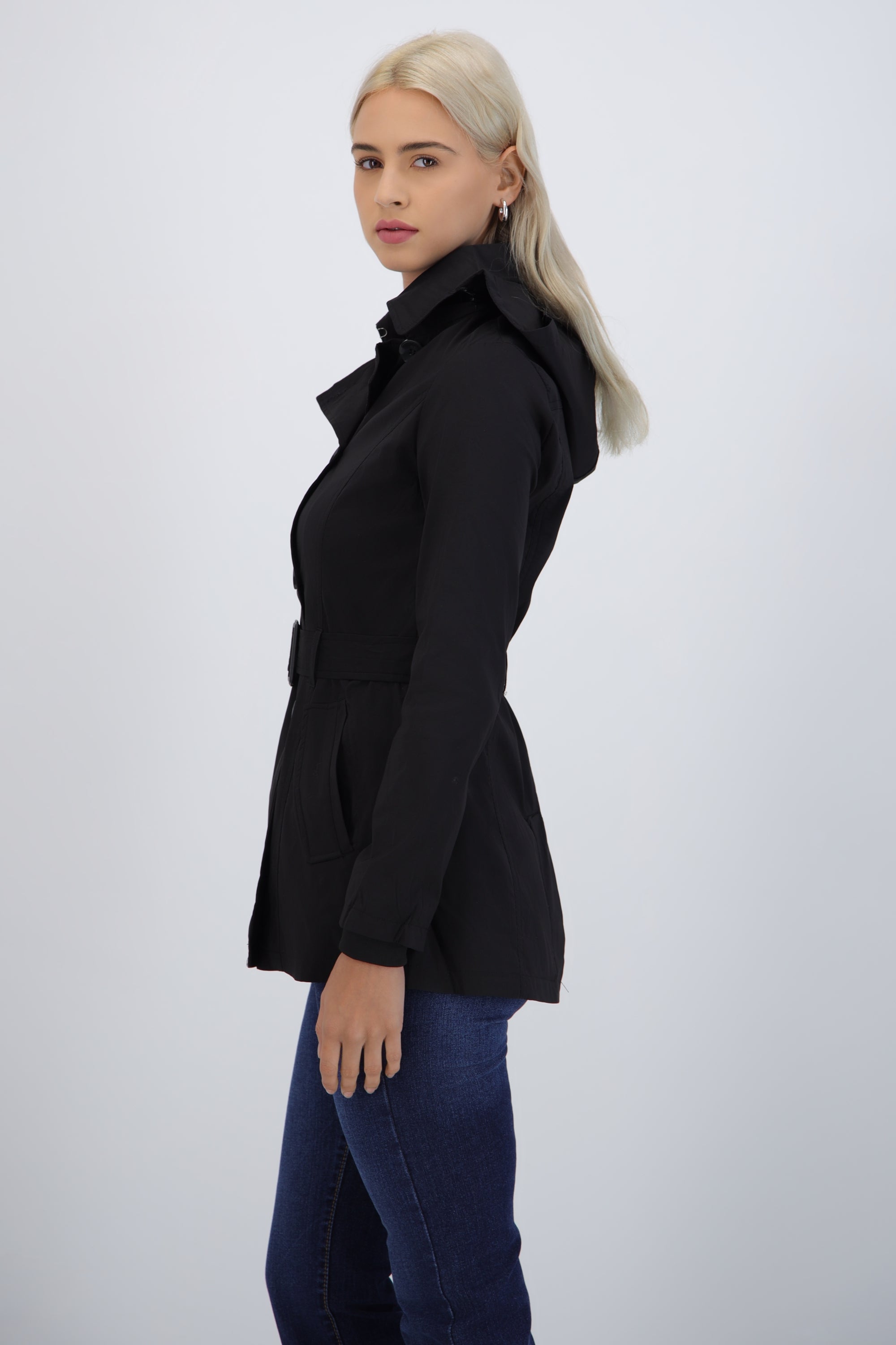 Gabardina midi con peluche detalle botones
