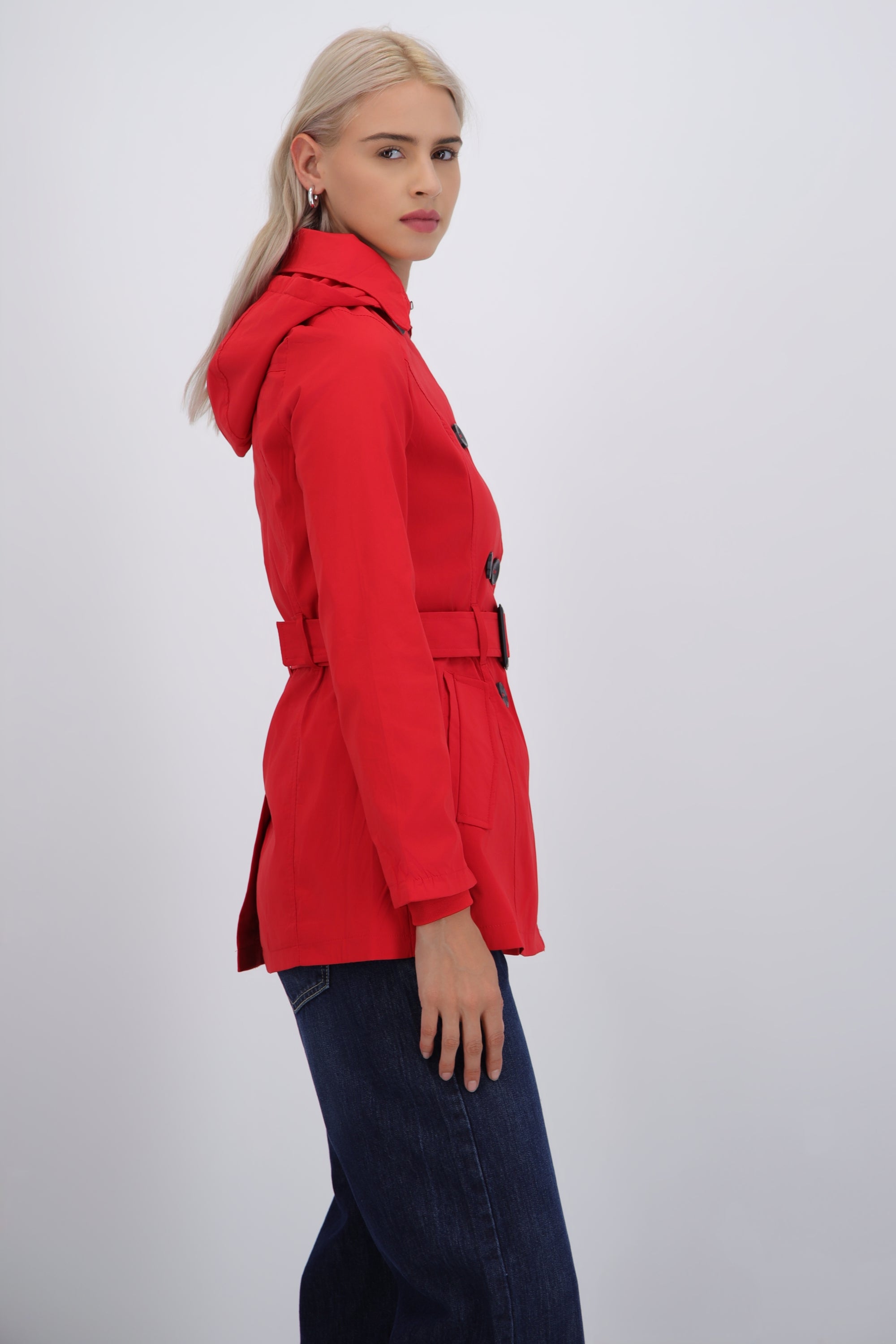 Gabardina midi con peluche detalle botones