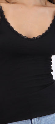 Top tirantes detalle encaje