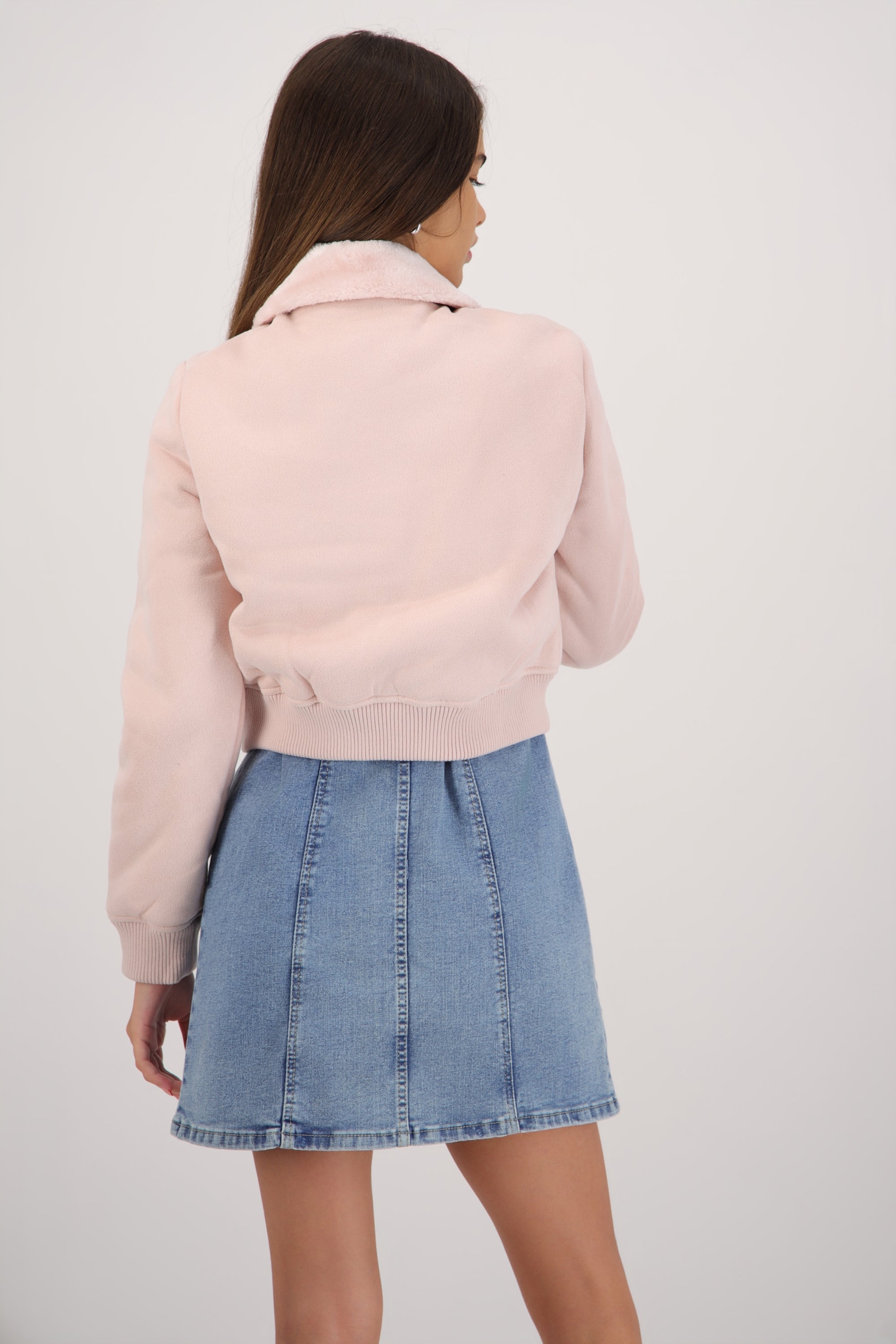 Bomber detalle peluche ROSA