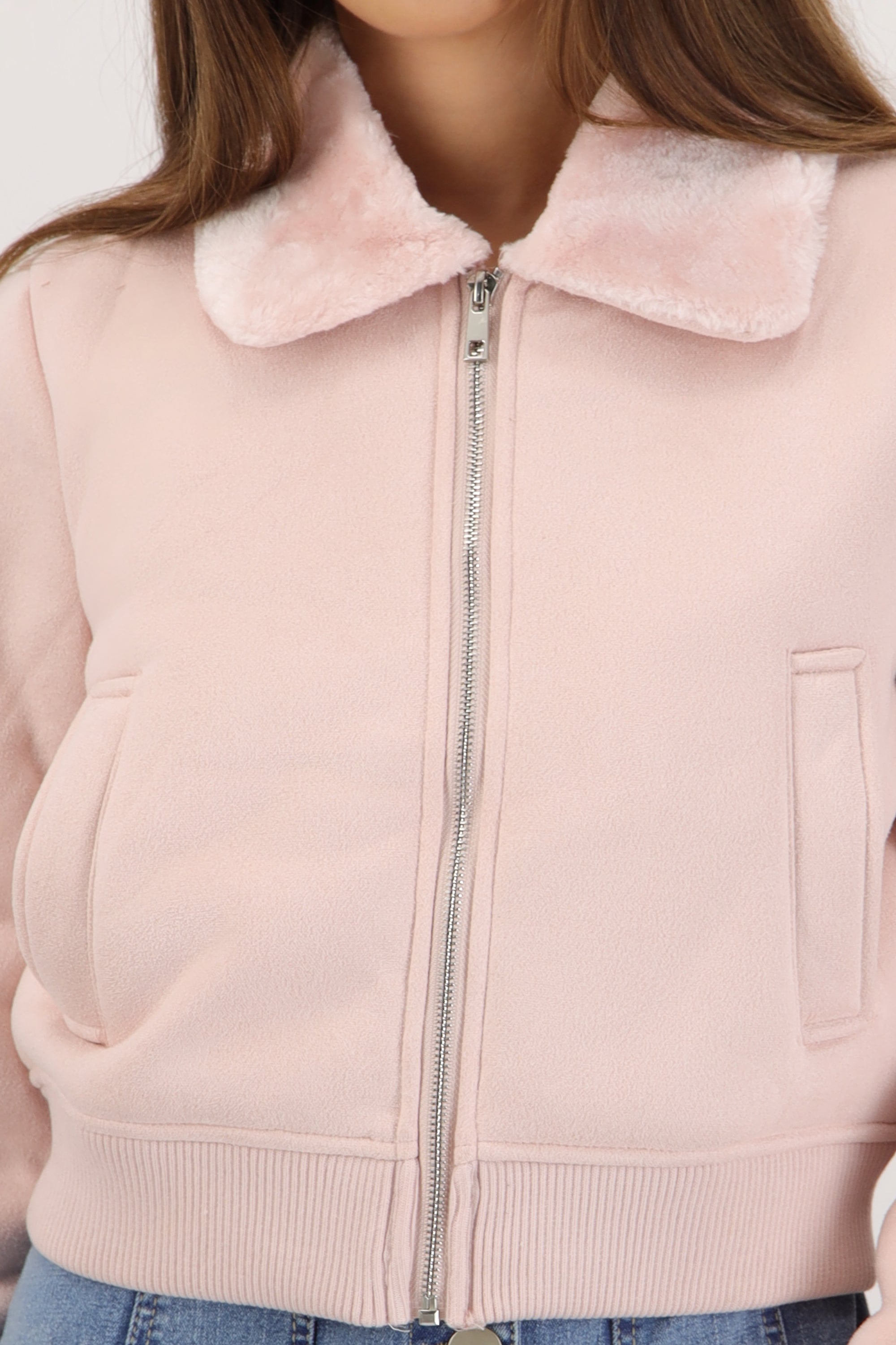 Bomber detalle peluche ROSA