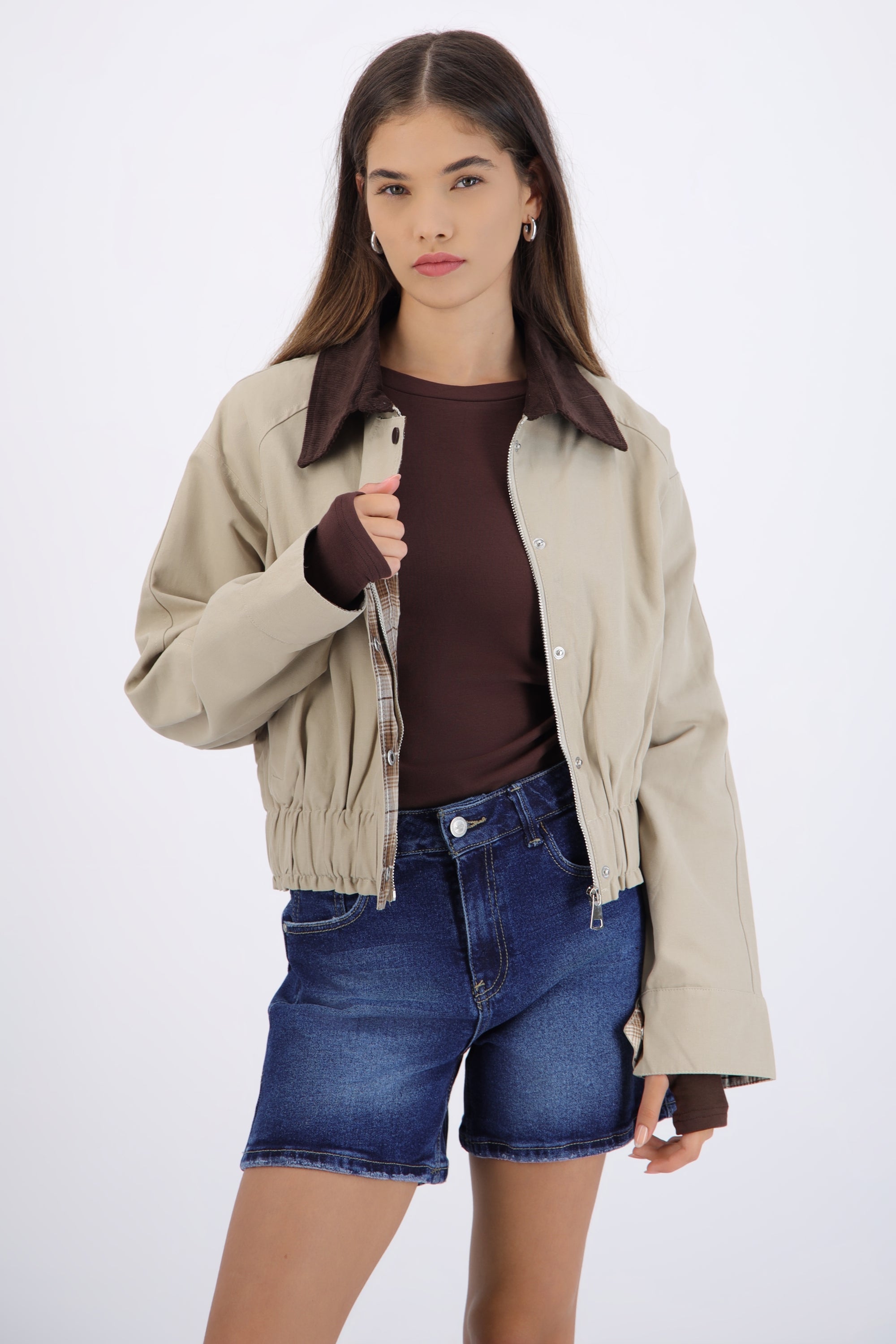 Chamarra ligera detalle cuadros BEIGE