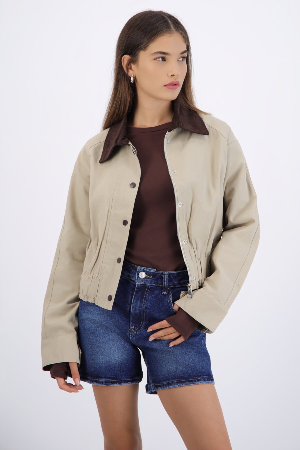 Chamarra ligera detalle cuadros BEIGE