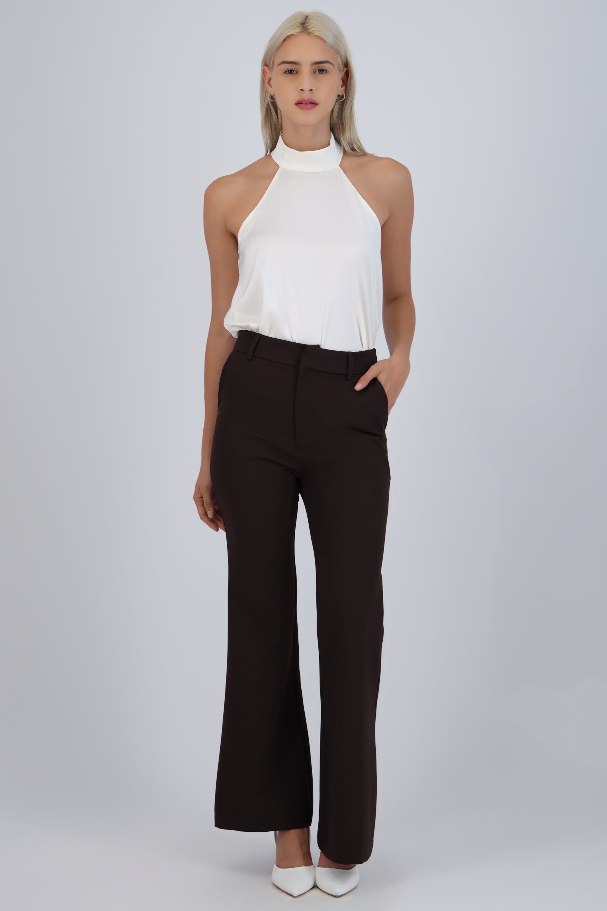 Pantalón recto liso