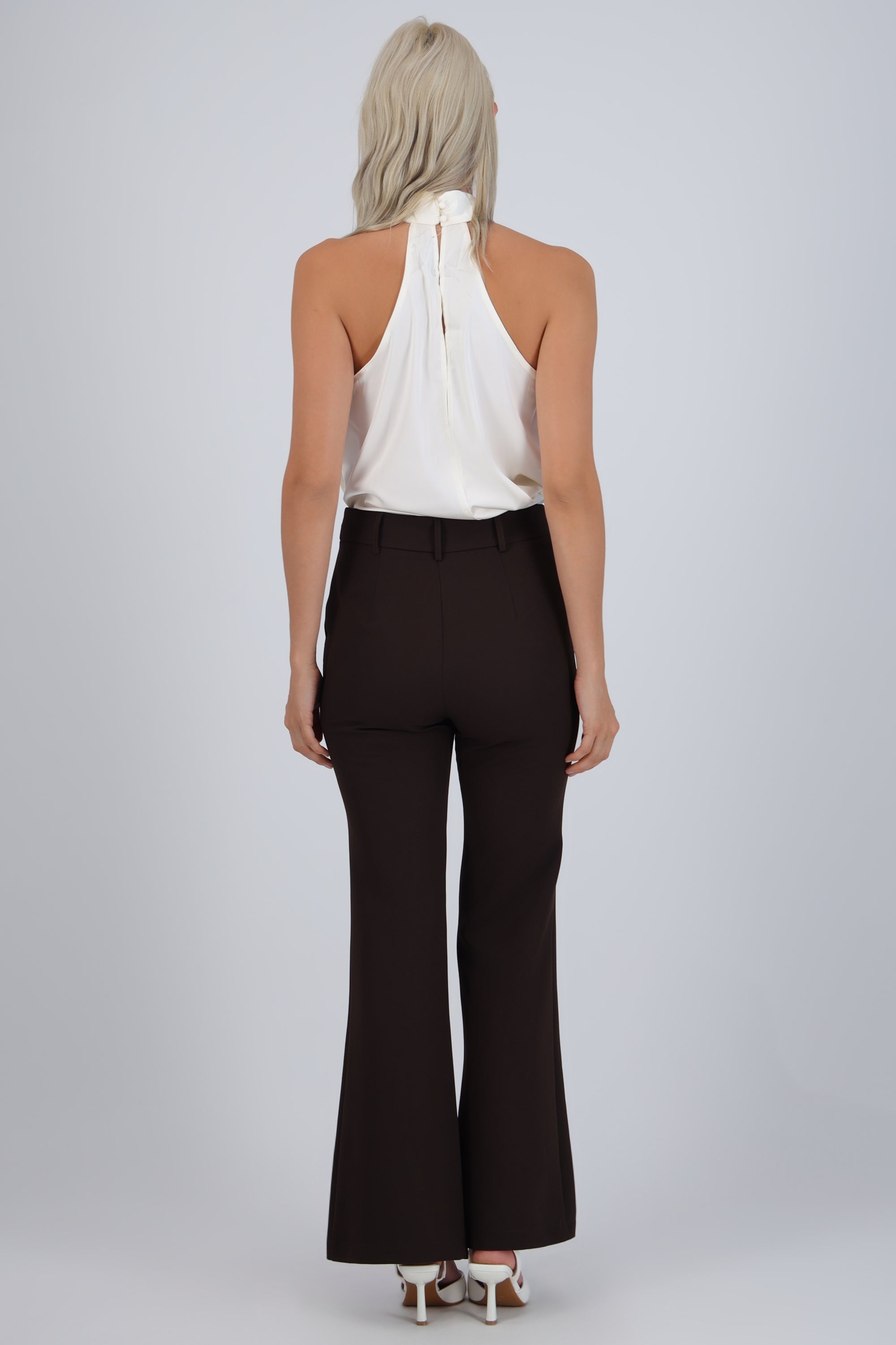 Pantalón recto liso