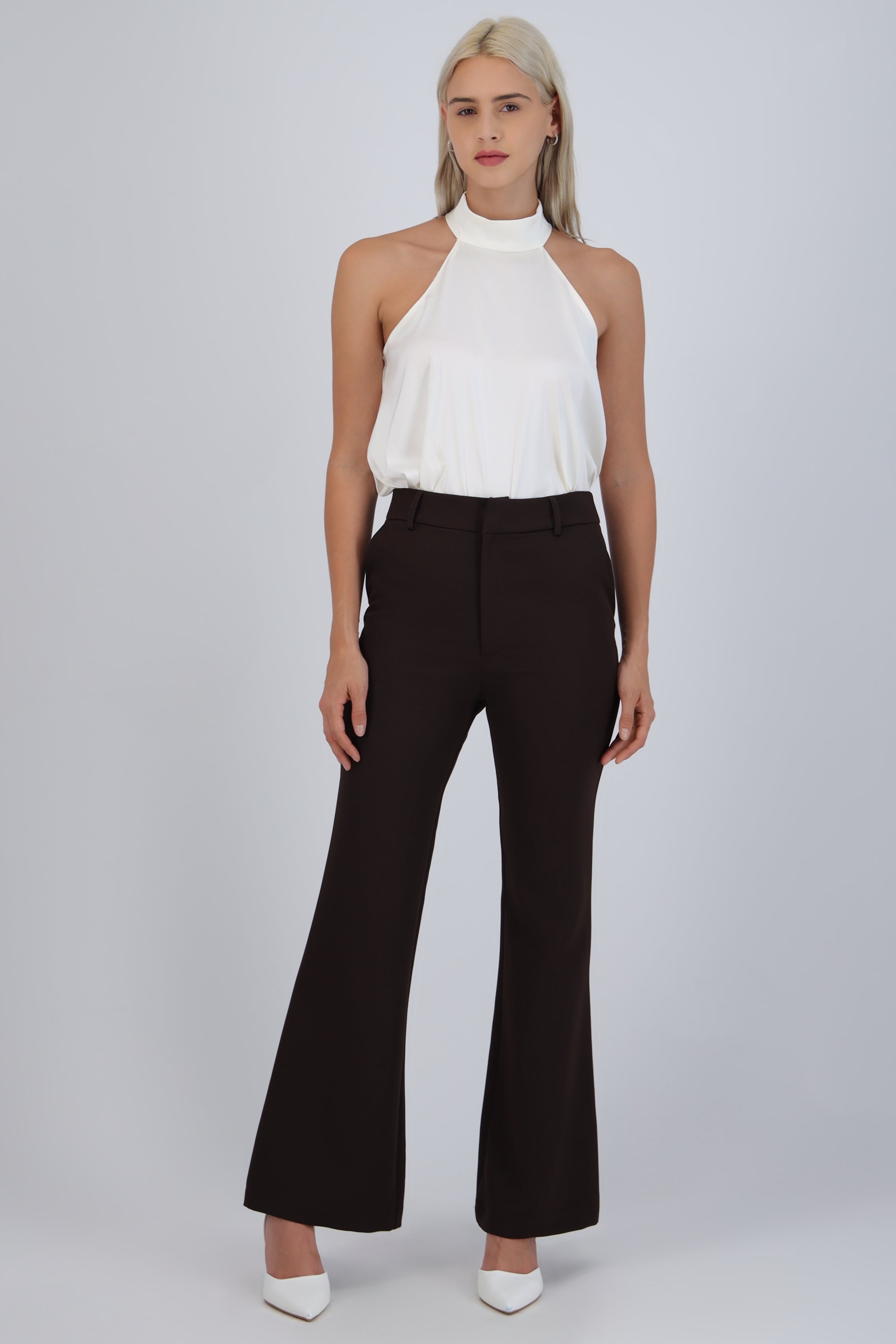 Pantalón recto liso