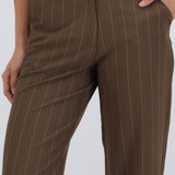 Pantalón liso rayas