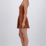 Vestido halter detalle cortes