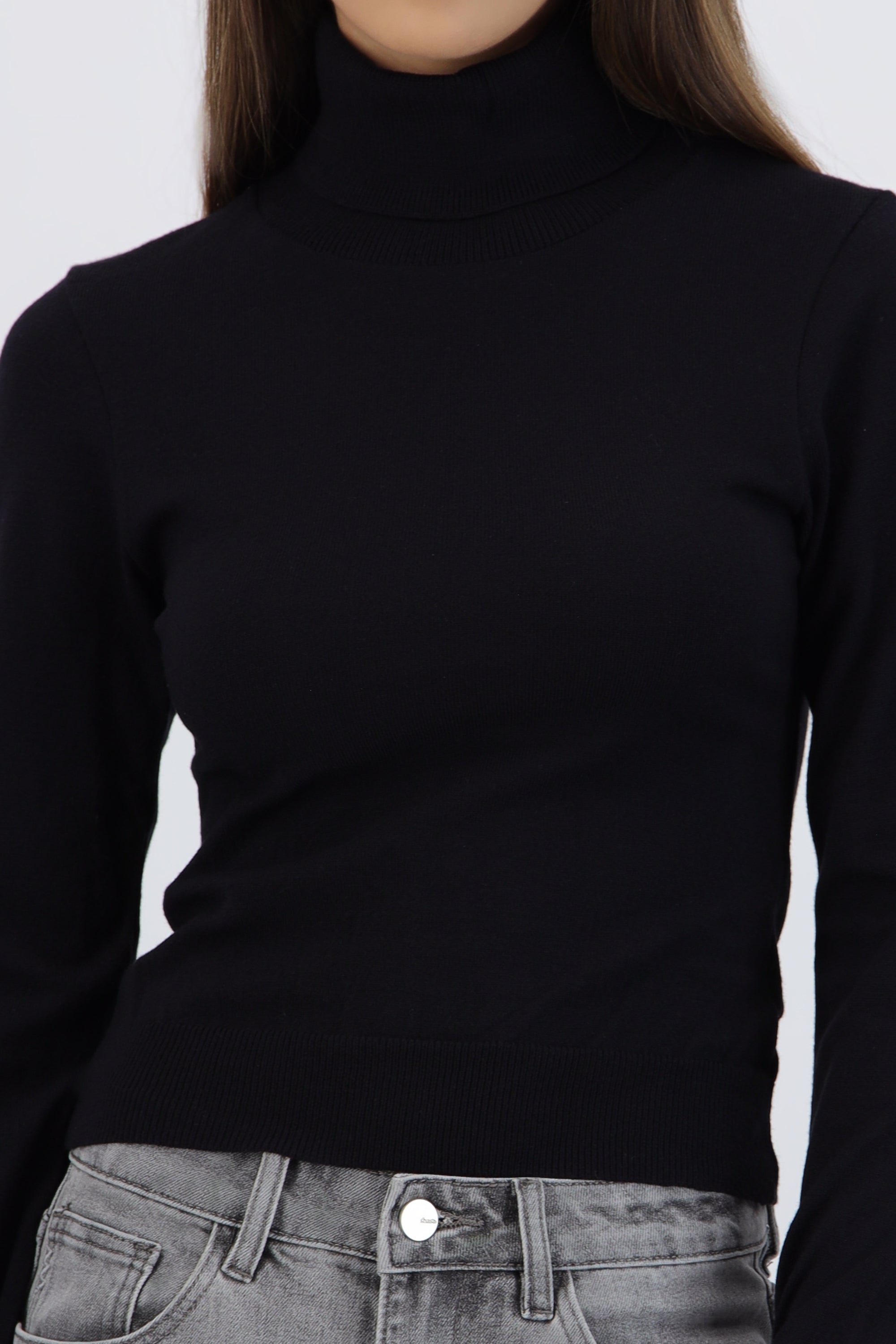 Suéter básico cuello de tortuga ligero NEGRO