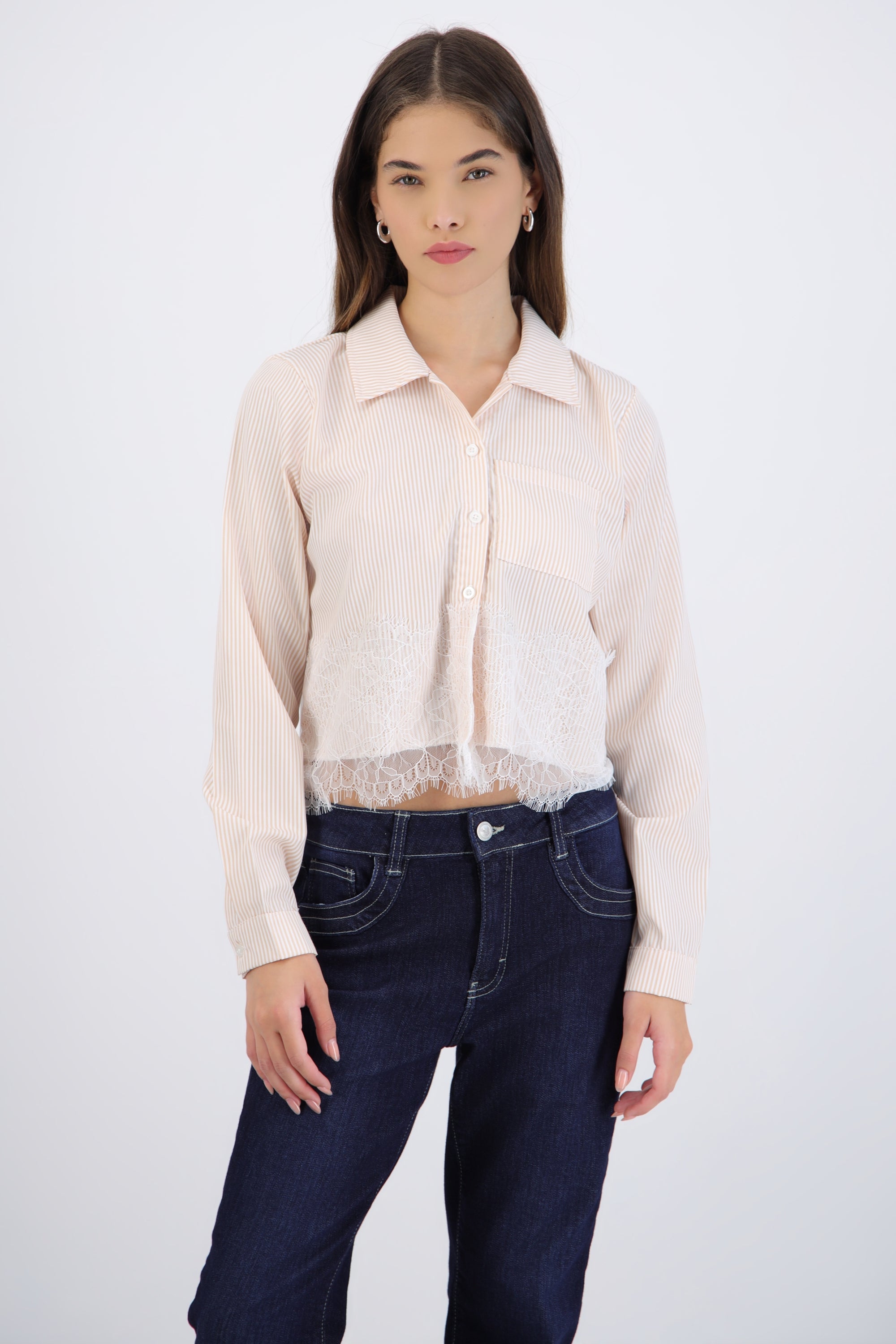 Camisa manga larga rayas detalle encaje