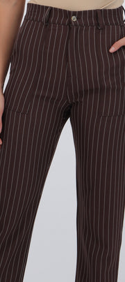 Pantalón bolsas detalle rayas