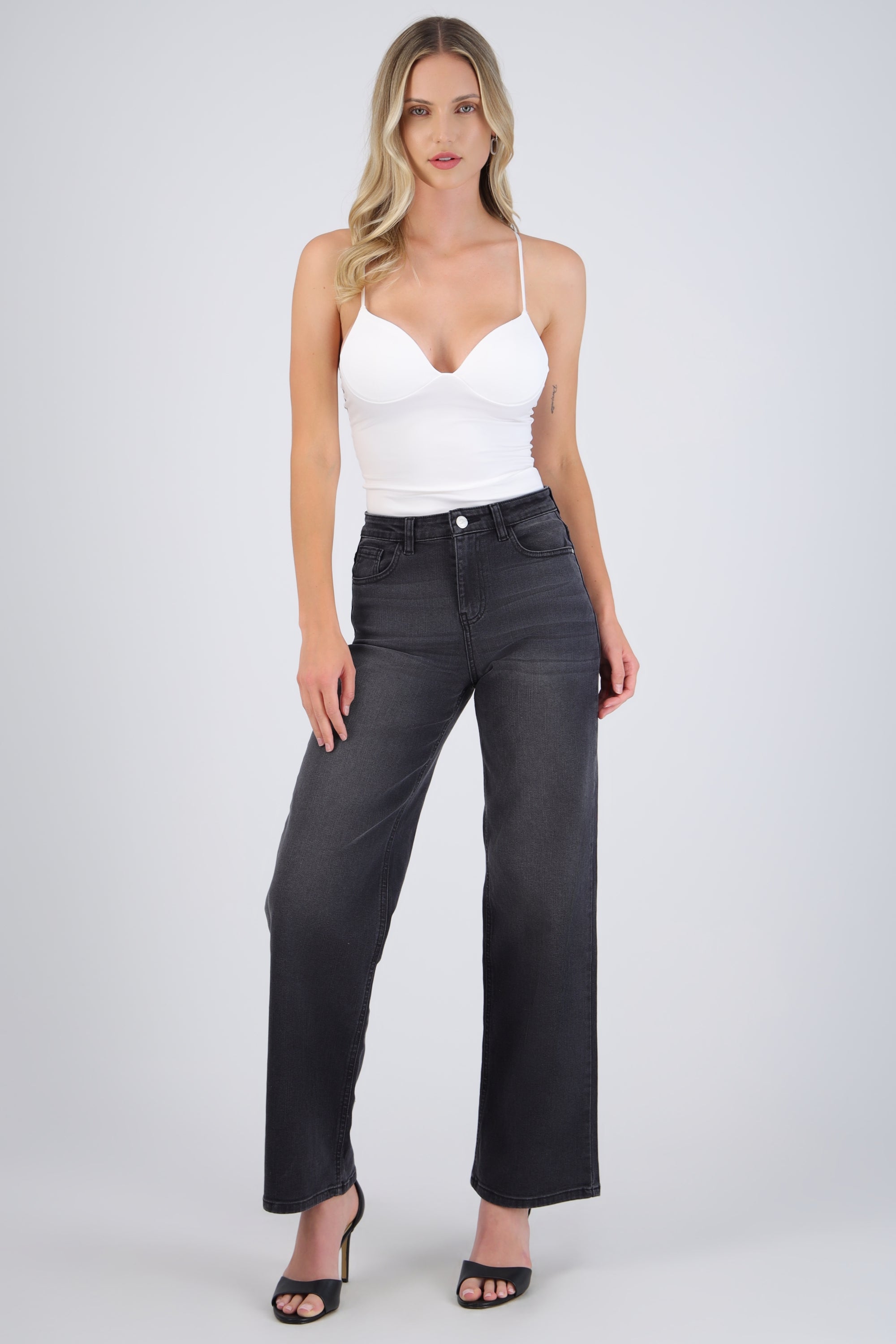 Jeans straight amplio