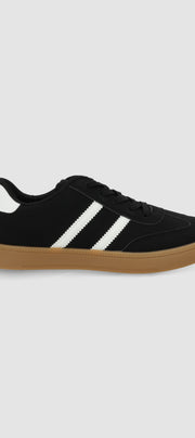 Tenis casual rayas puntera suede
